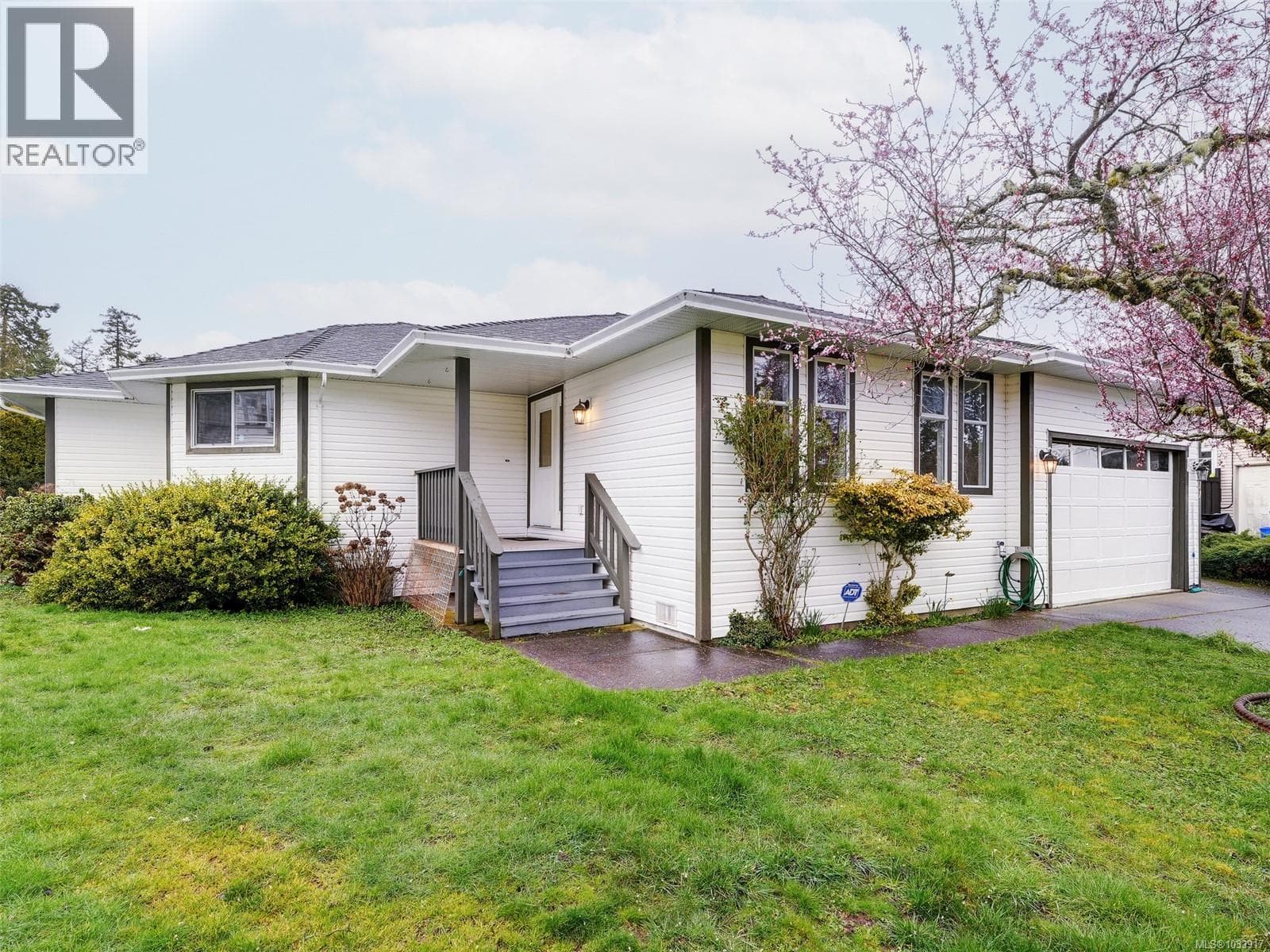2011 Govenlock Pl in
