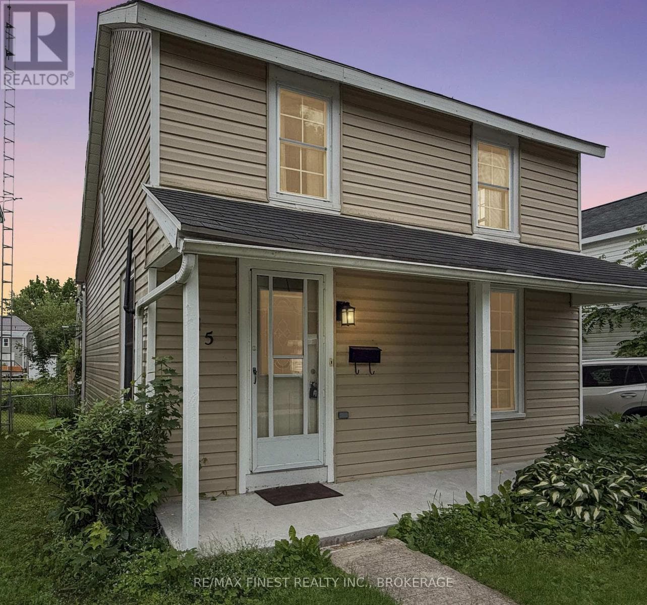 215 BROCK STREET in