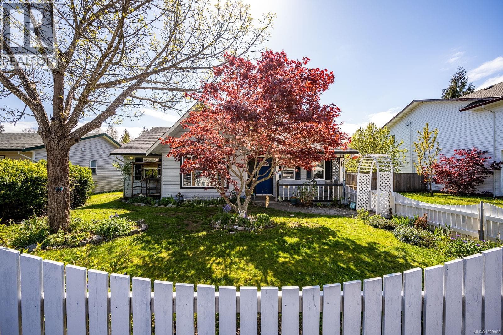 1367 LARSEN ROAD in