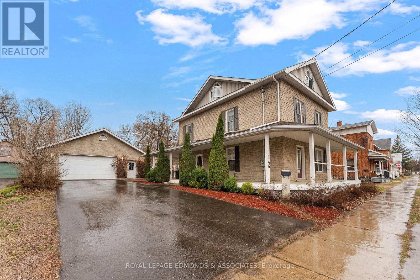 146 MARY STREET in