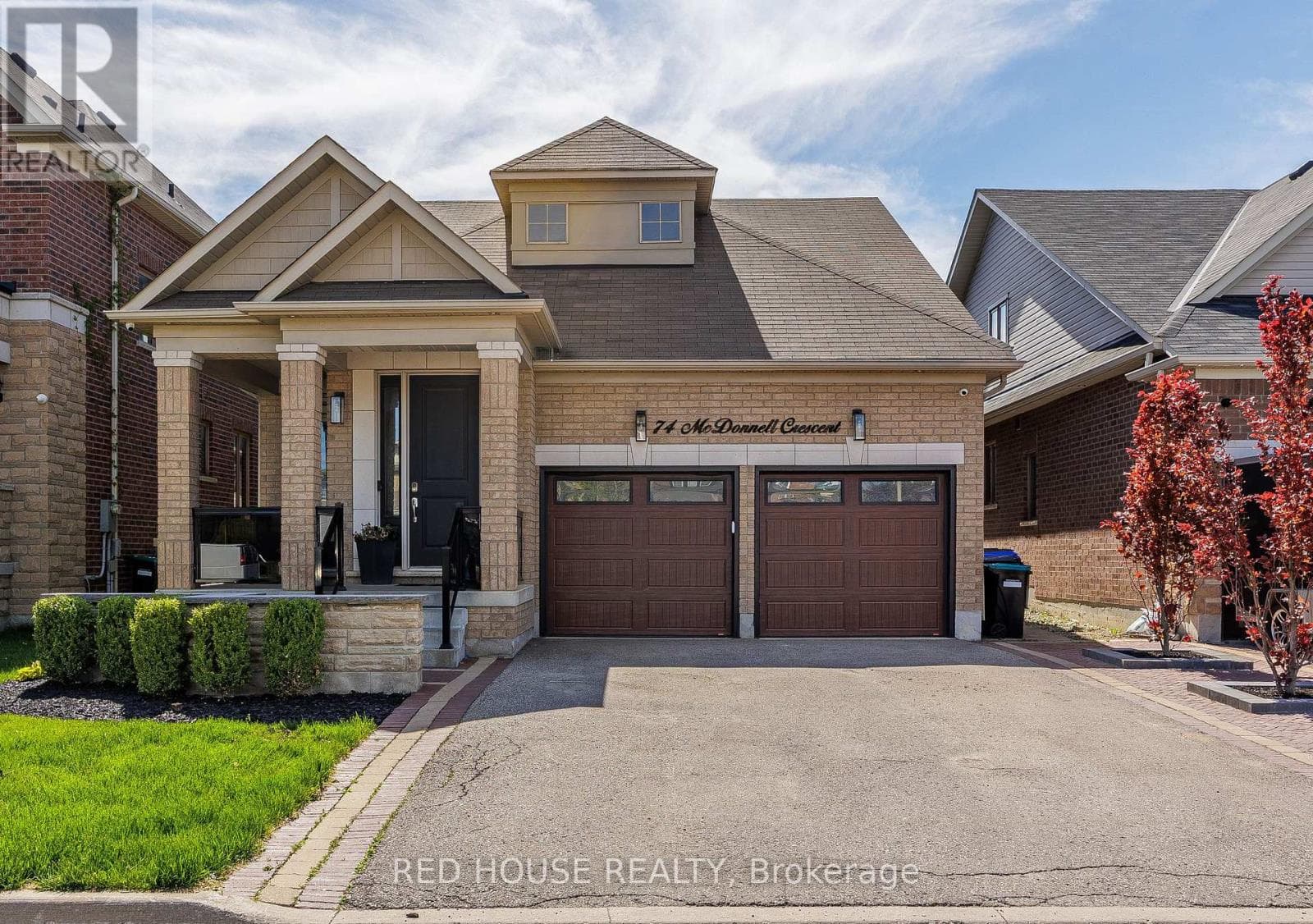 74 MCDONNELL CRESCENT in