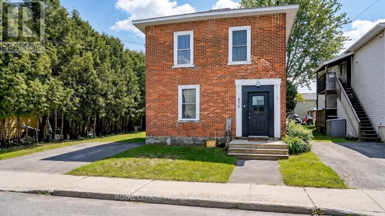 675 ZAIRE STREET in