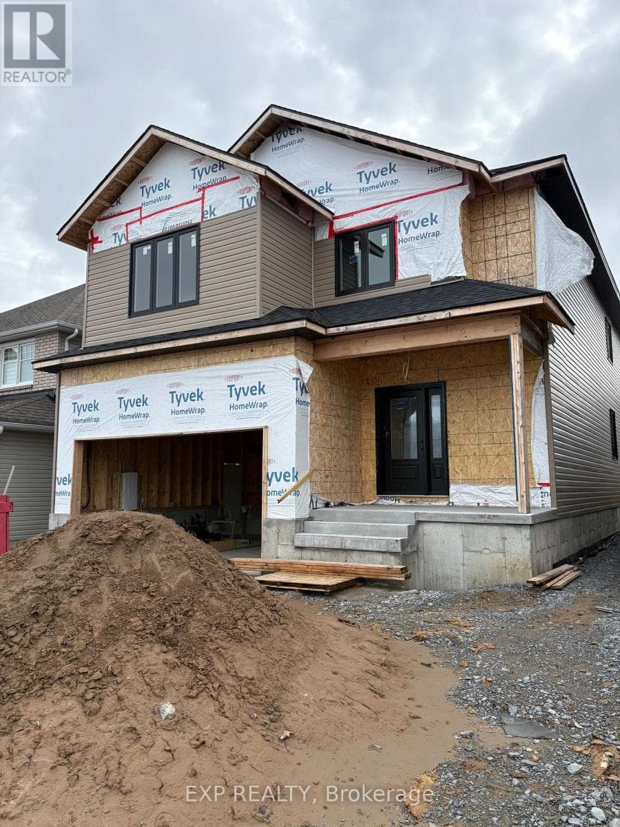1116 WOODHAVEN DRIVE in Cataraqui Westbrook