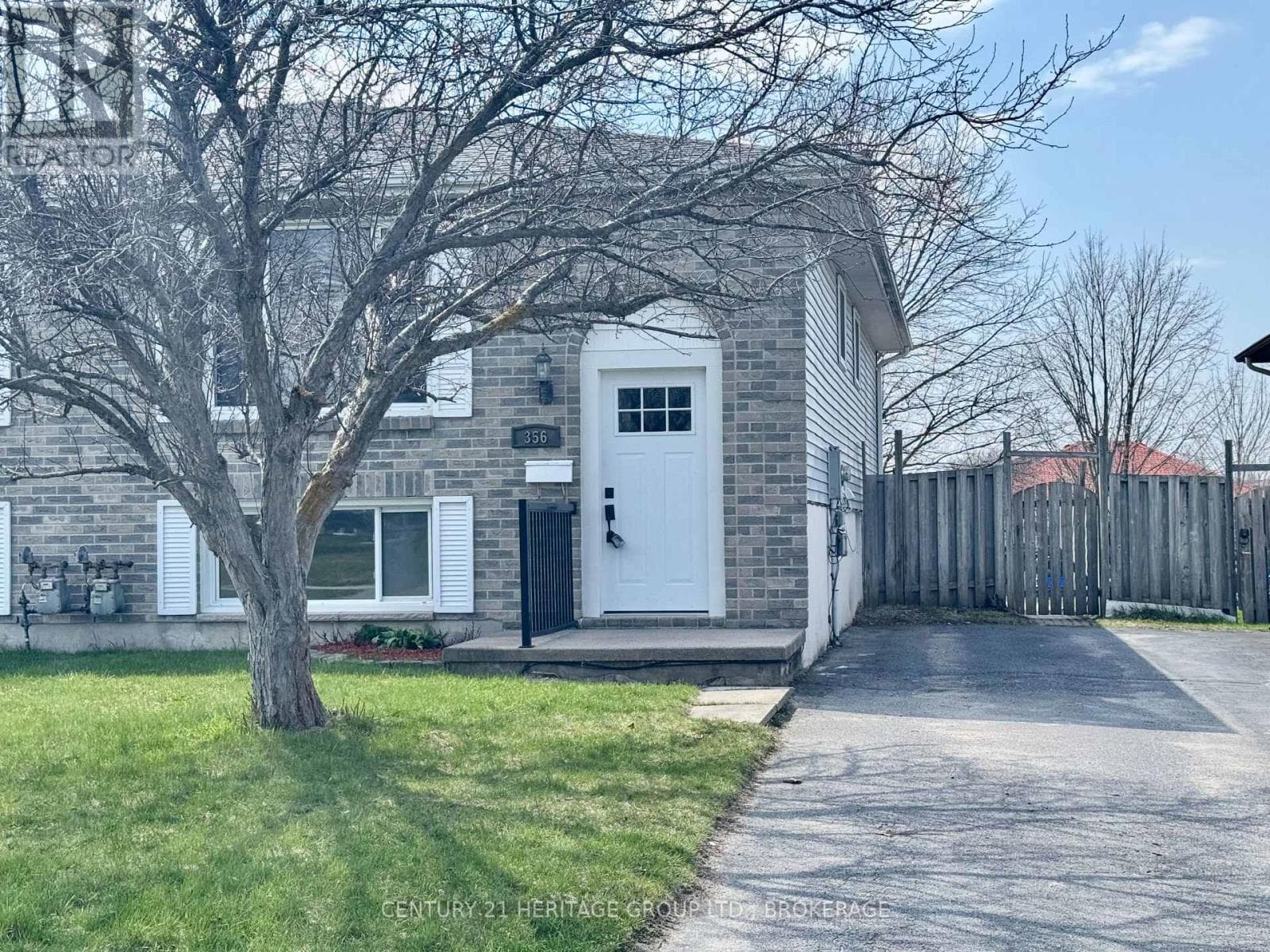 356 OWENS CRESCENT in Gardiners / Meadowbrook