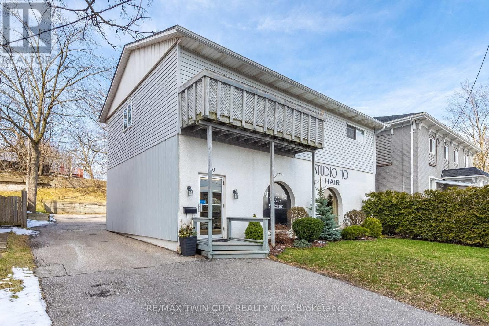 10 GLEBE STREET in Galt City Centre/South Galt