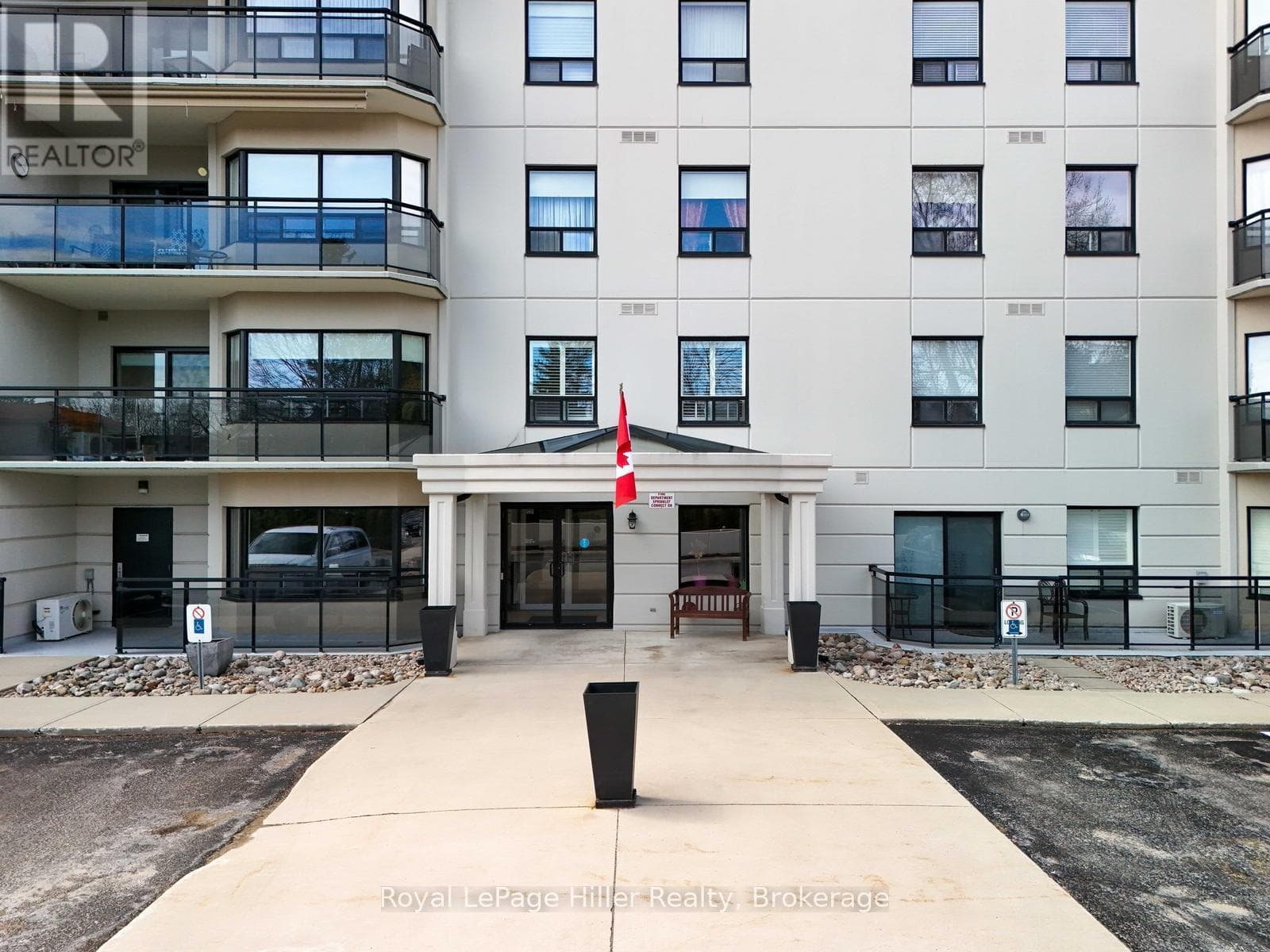 #102 - 160 ROMEO STREET S in