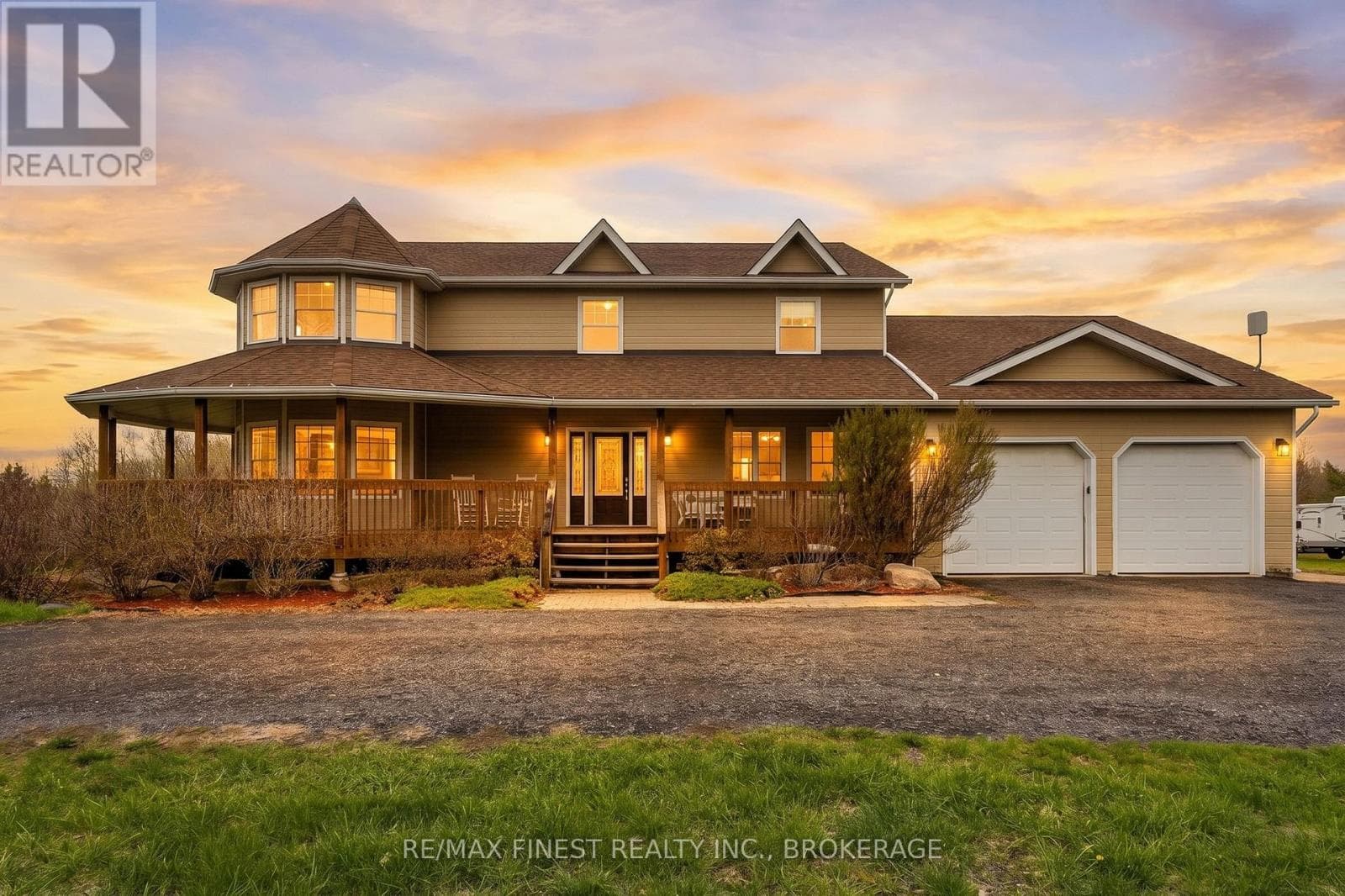 2716 ROUND LAKE ROAD in