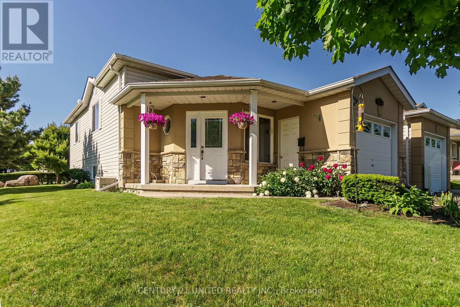 626 TRAILVIEW DRIVE in South East