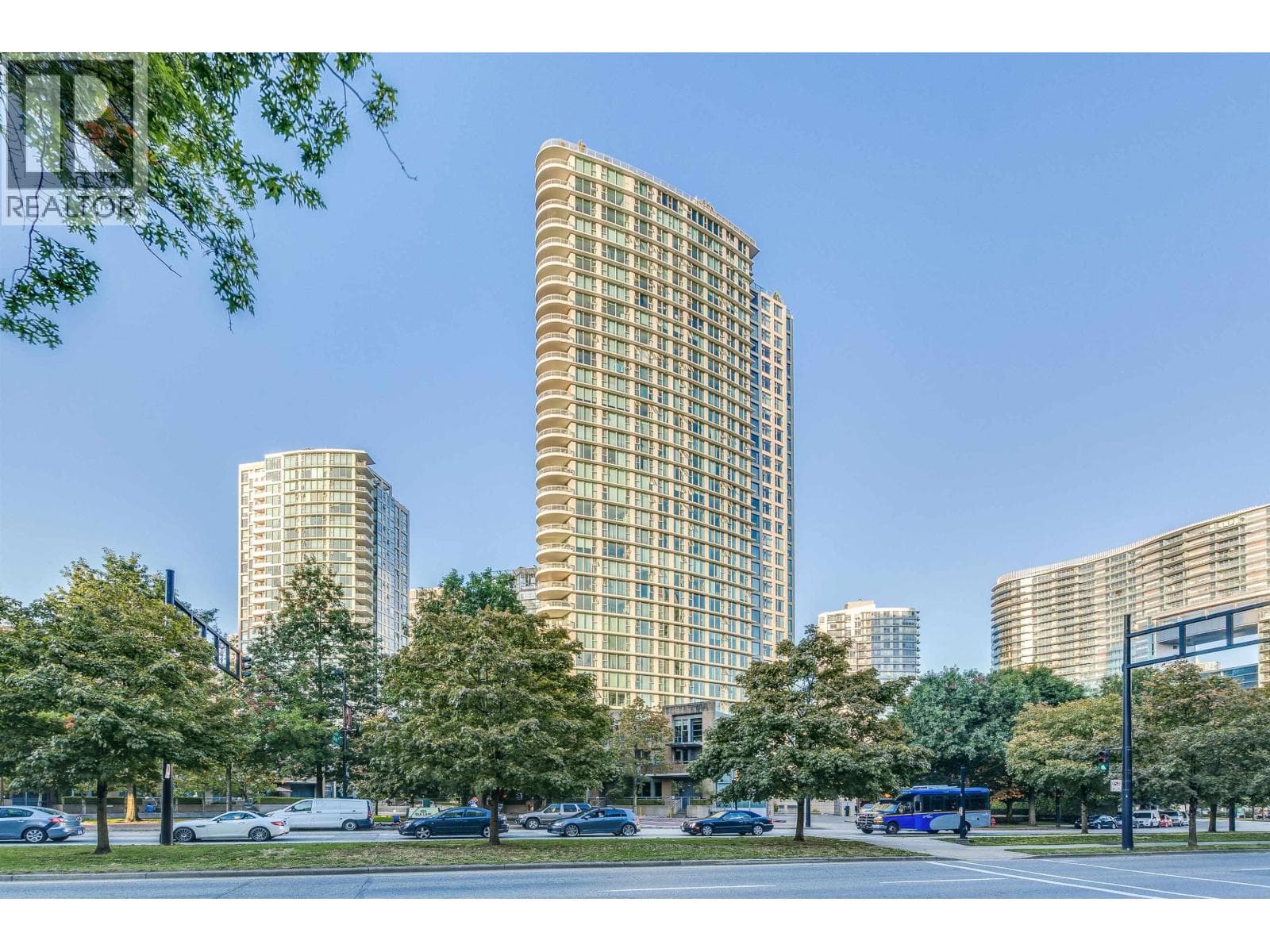 3707 1009 EXPO BOULEVARD in Downtown