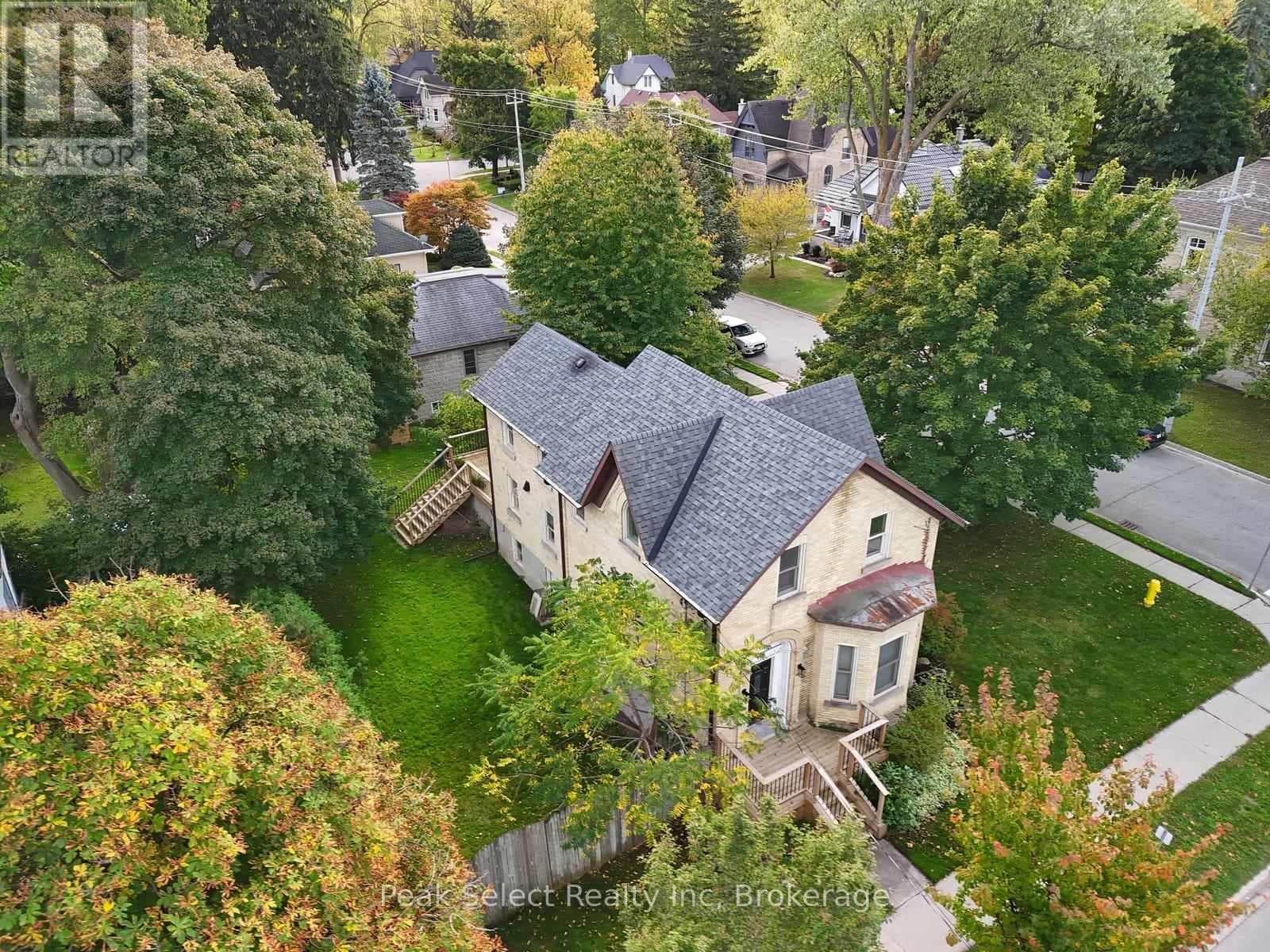 382 QUEEN STREET E in