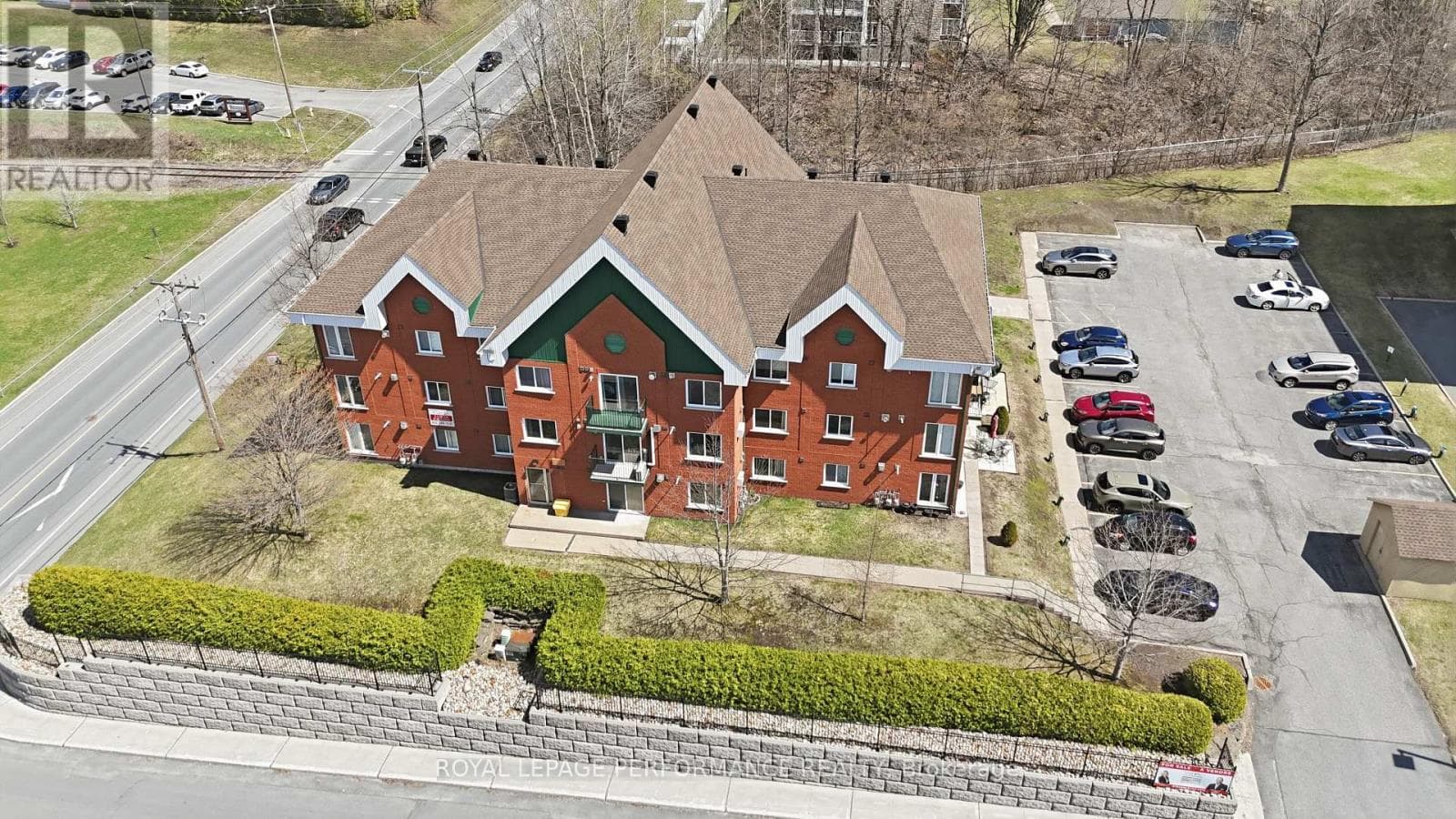 112 - 1101 CLEMENT STREET in