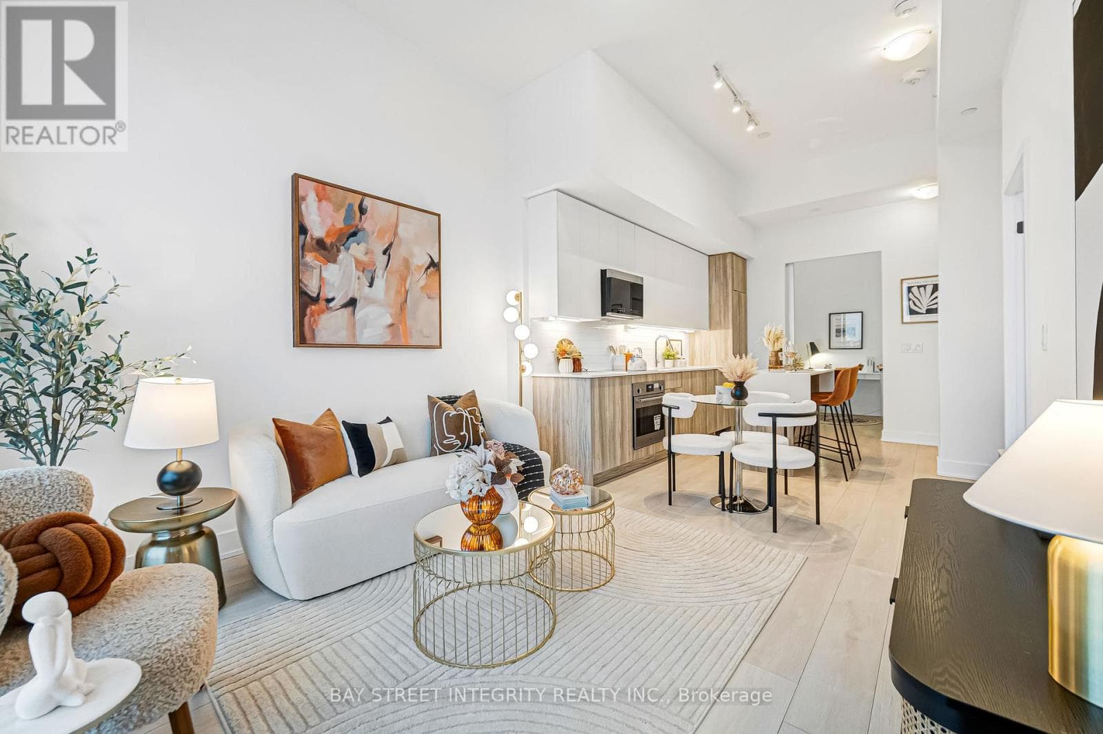 326 - 2485 TAUNTON ROAD in River Oaks