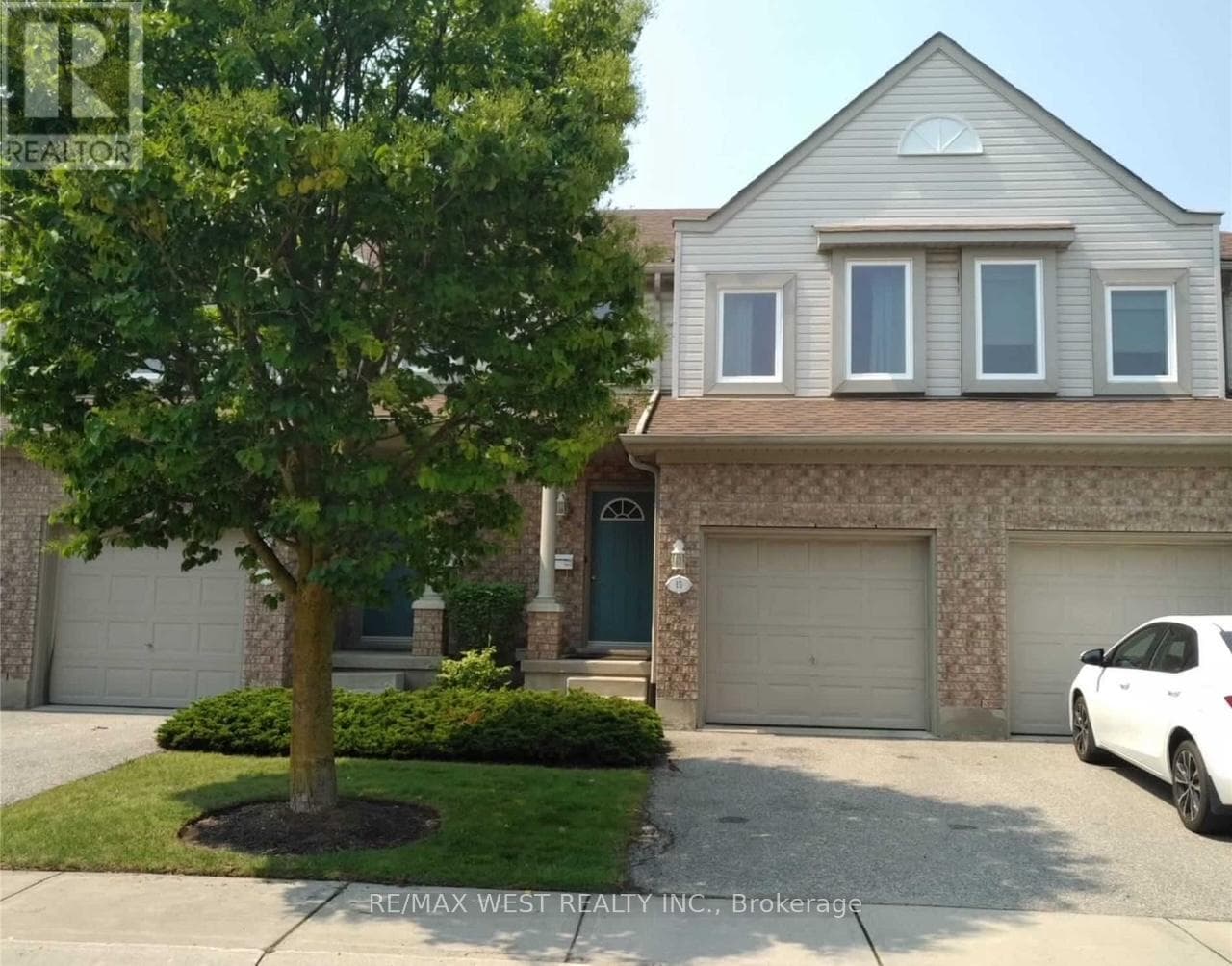 15 ROEHAMPTON CRESCENT in