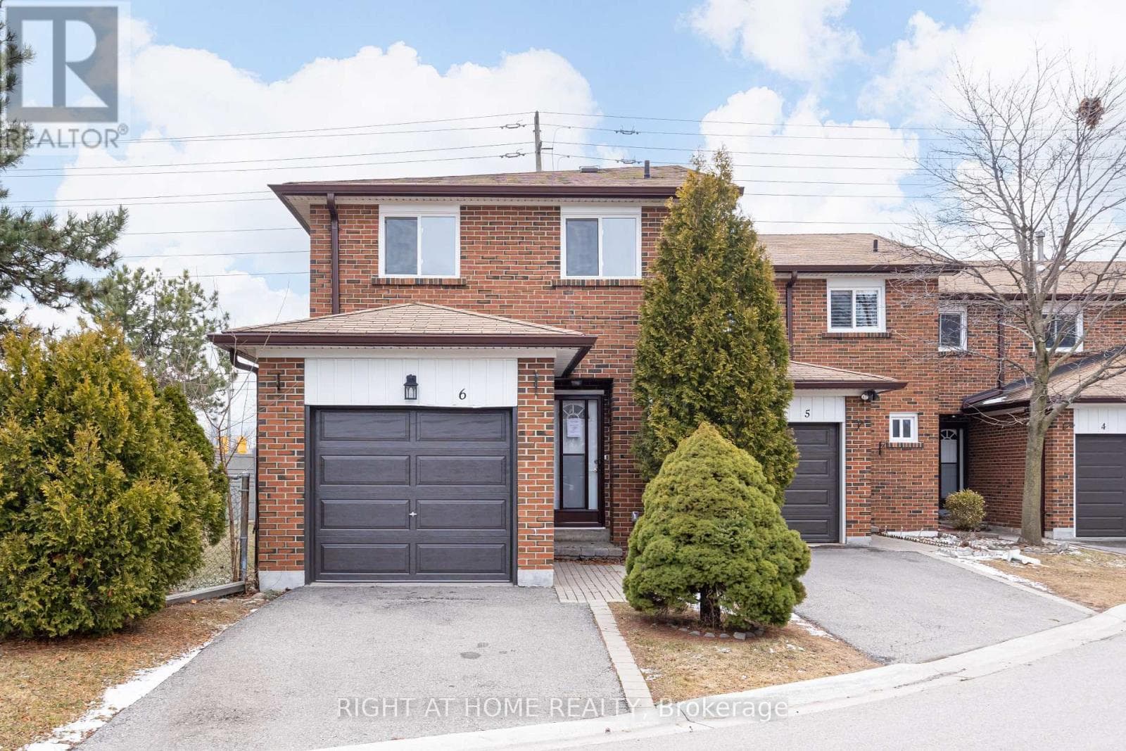 6 - 2687 BROMSGROVE ROAD in Clarkson-Lorne Park
