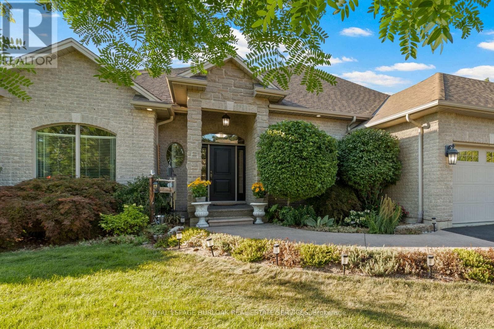 21 FARROW Road in