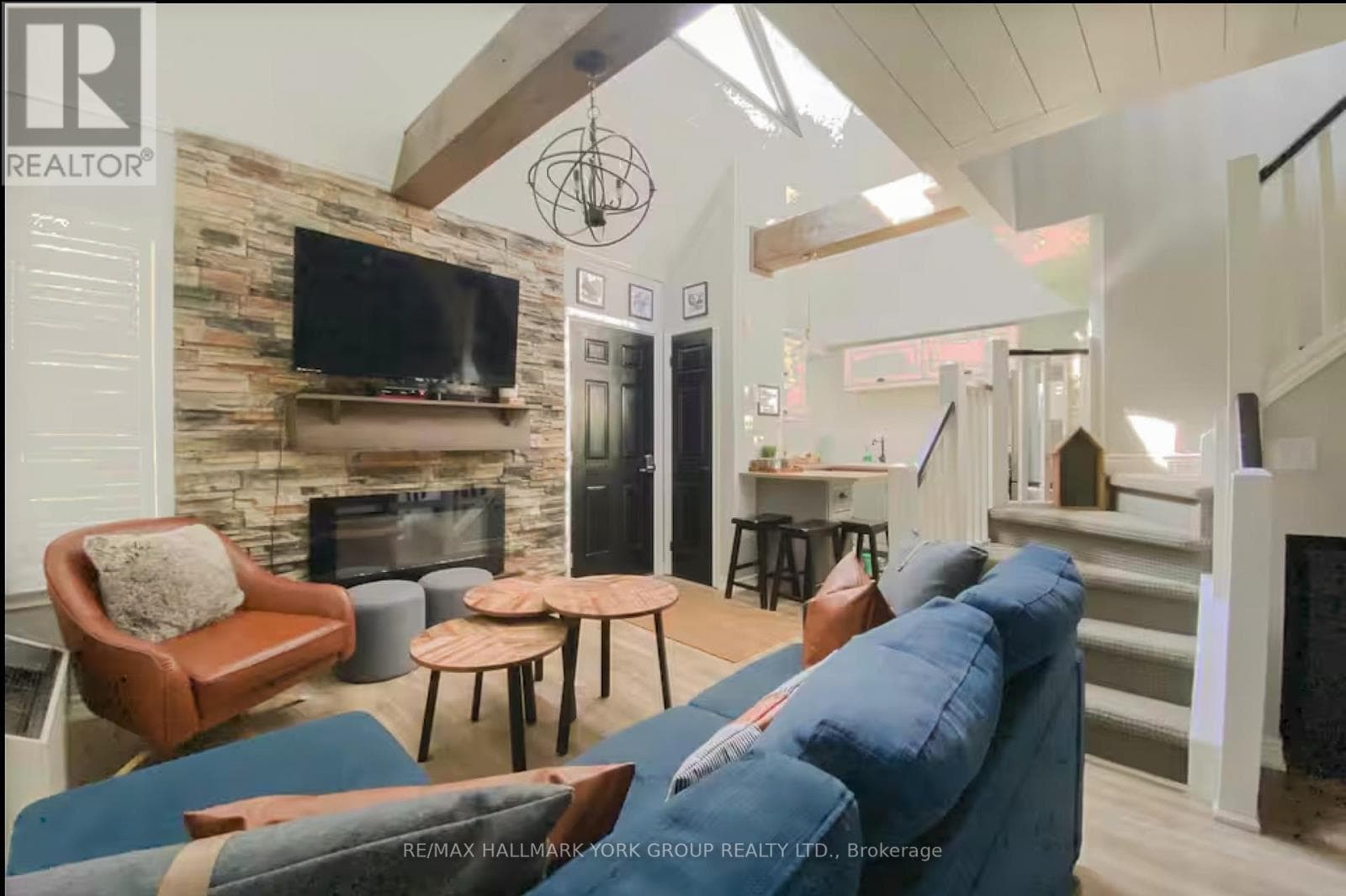 514 - 796468 19 GREY ROAD in Bedford Park-Nortown