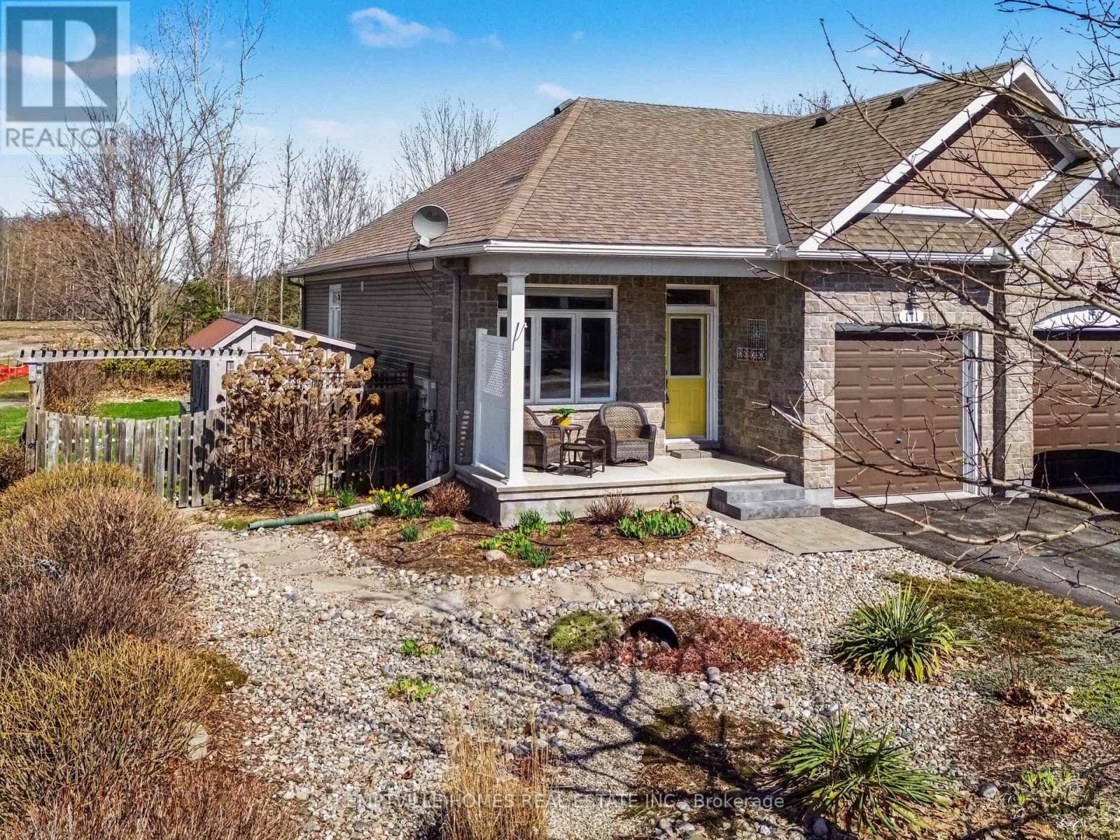171 ROYAL LANDING GATE in