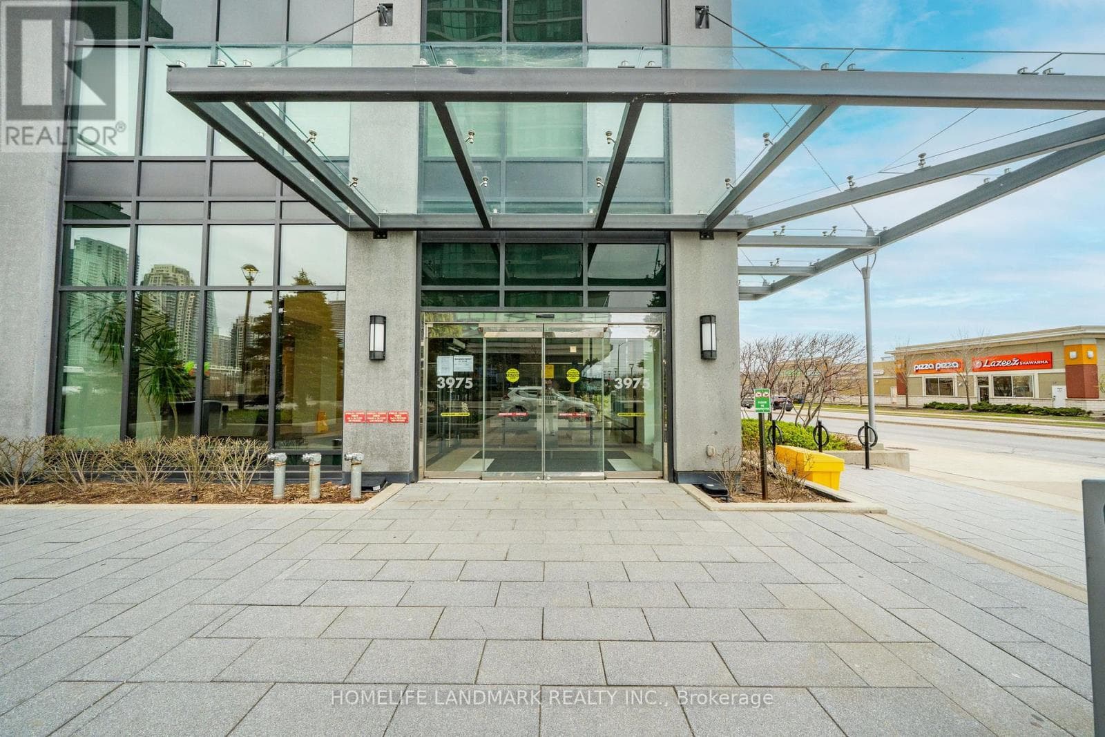 3006 - 3975 GRAND PARK AVENUE in City Center