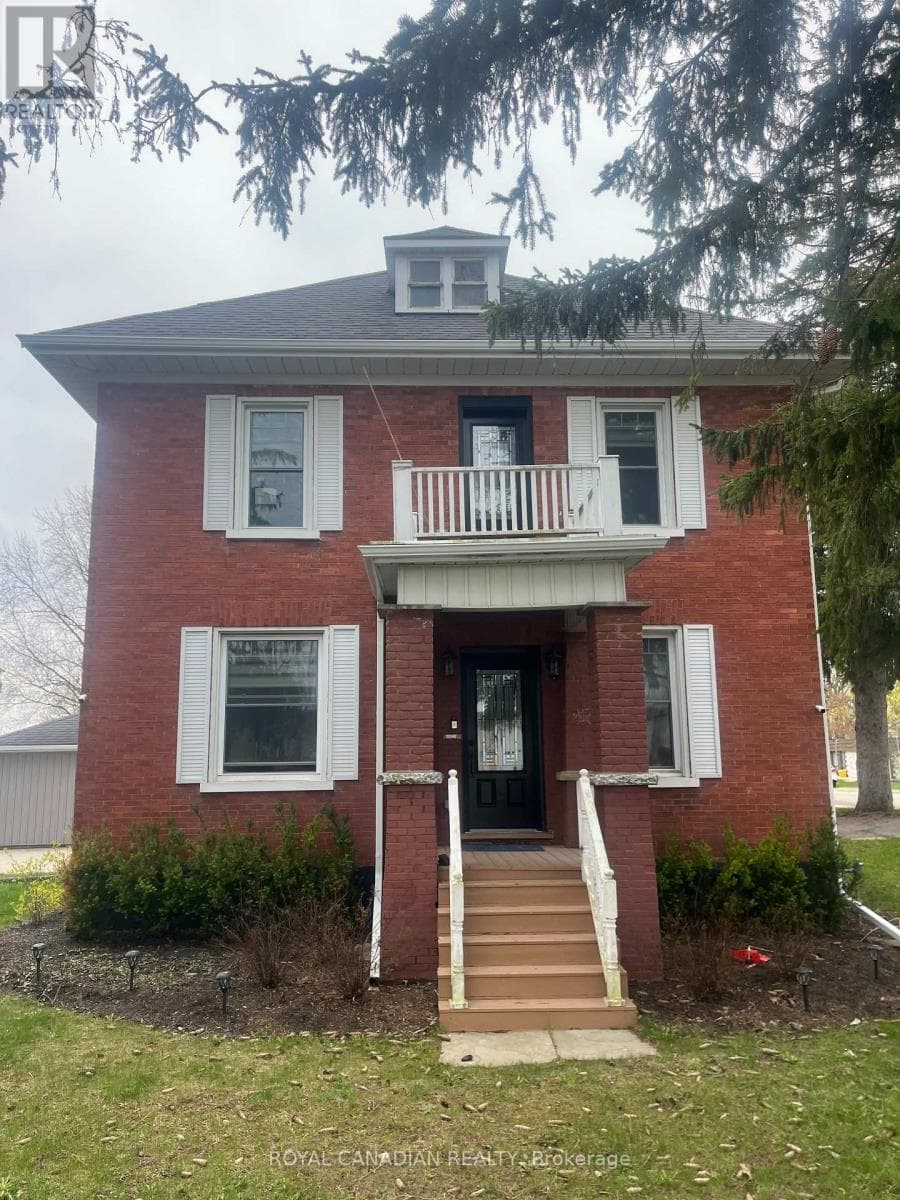 131 ELORA STREET N in