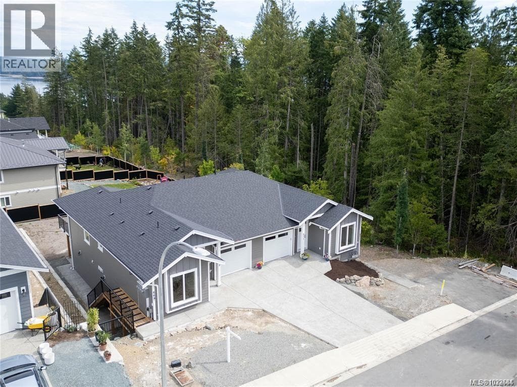 671 SANDERSON ROAD in