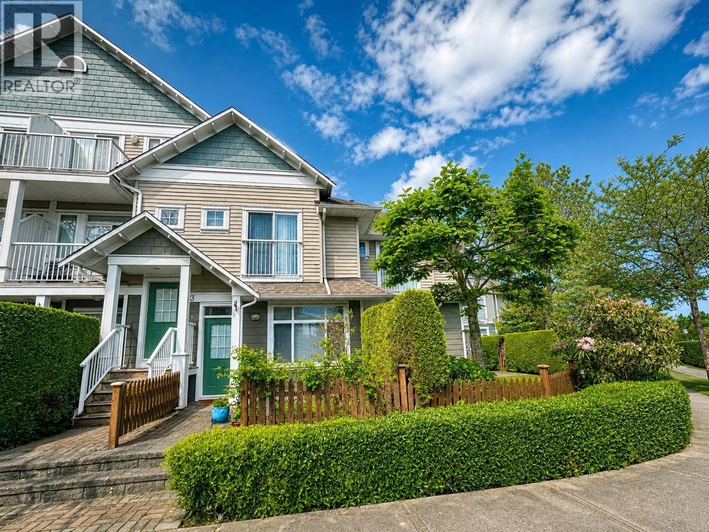 52 6300 LONDON ROAD in Gilmore