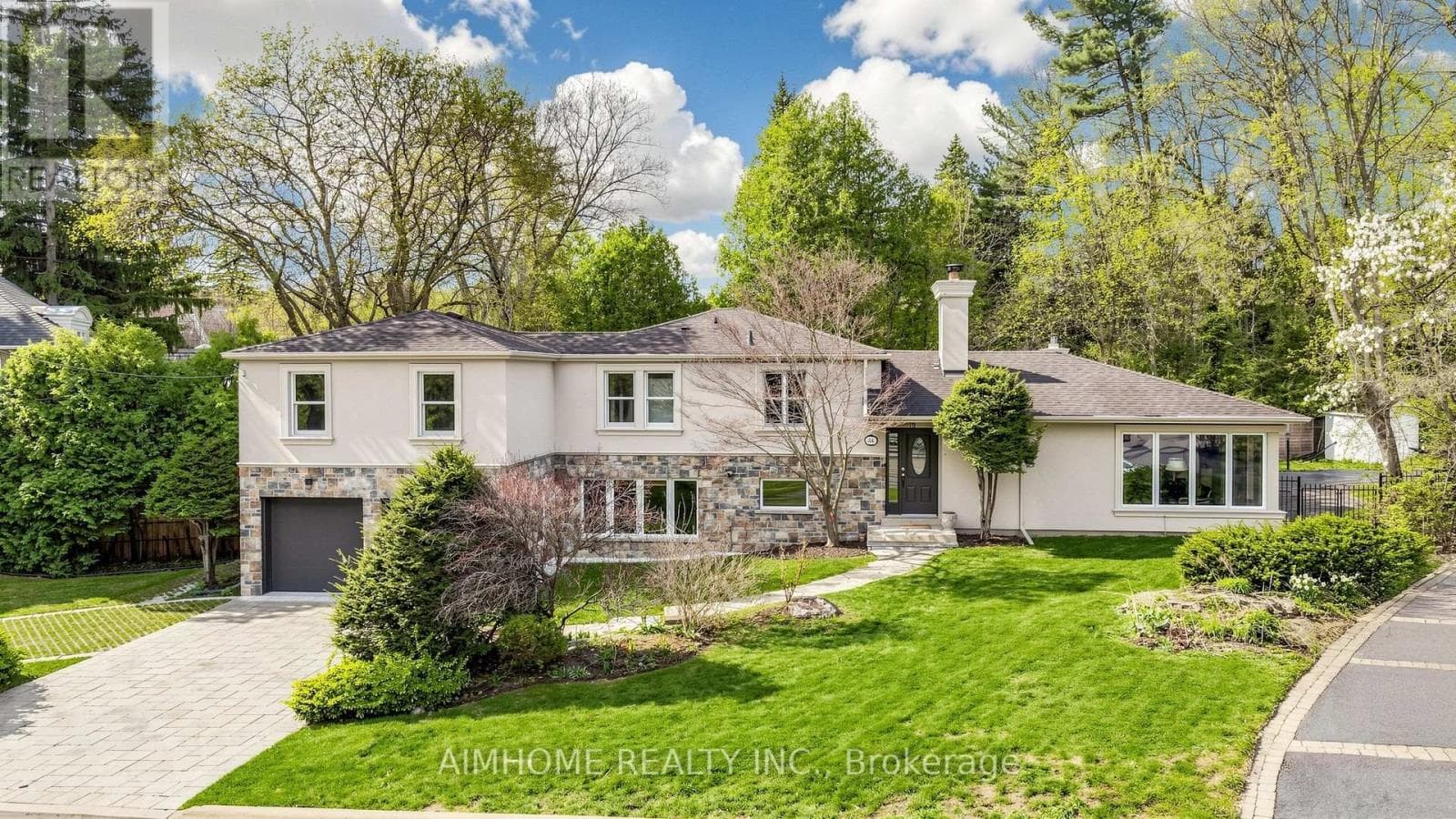 54 PLYMBRIDGE ROAD in Bridle Path-Sunnybrook-York Mills