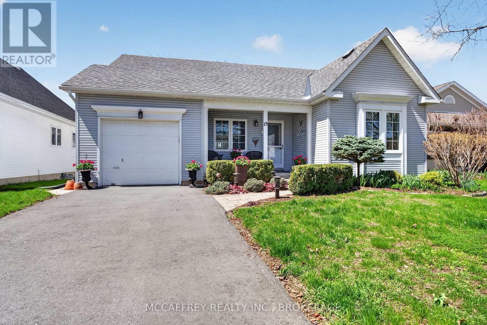 15 ABBEY DAWN DRIVE in