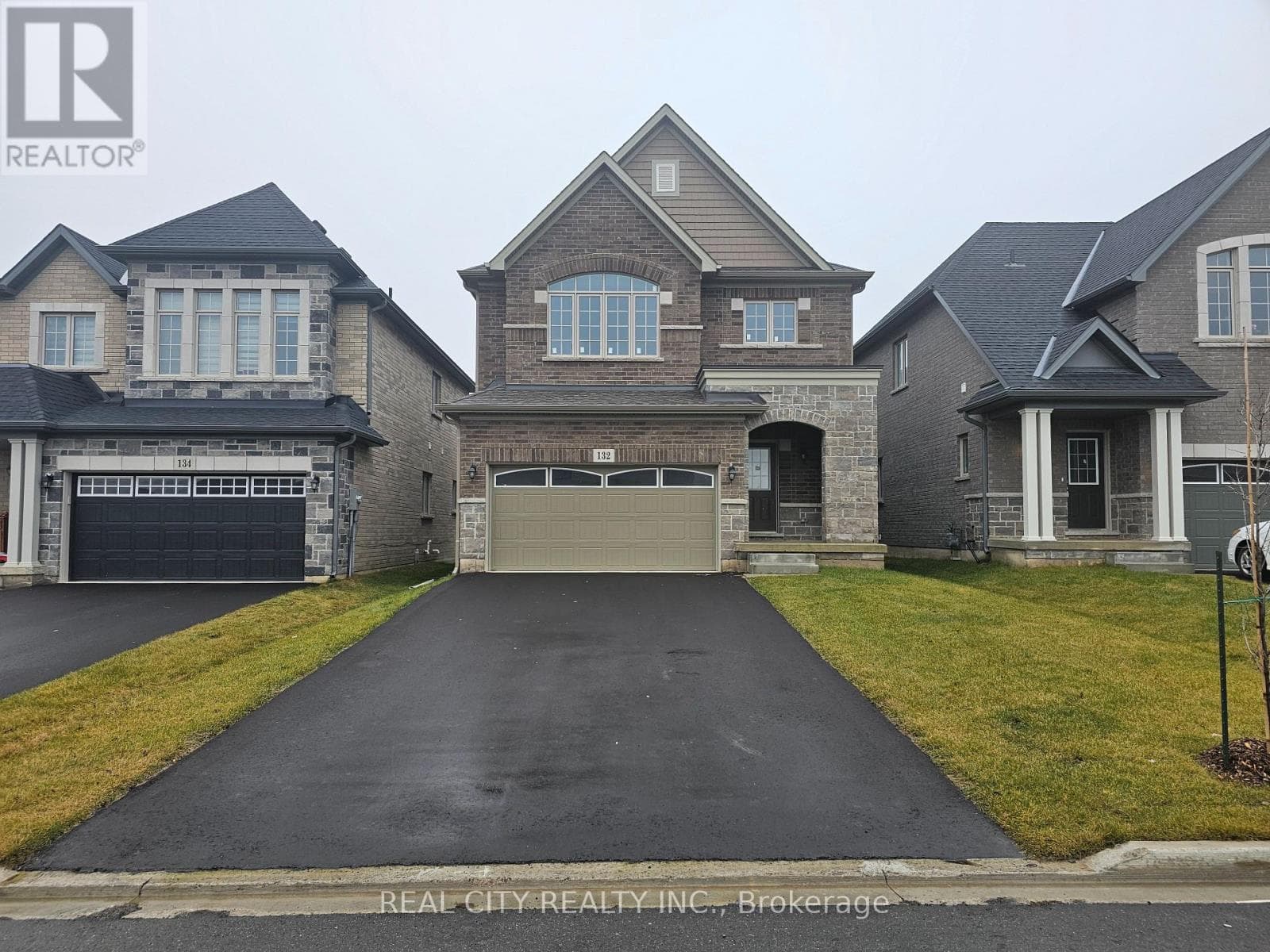 132 SUNSET WAY in