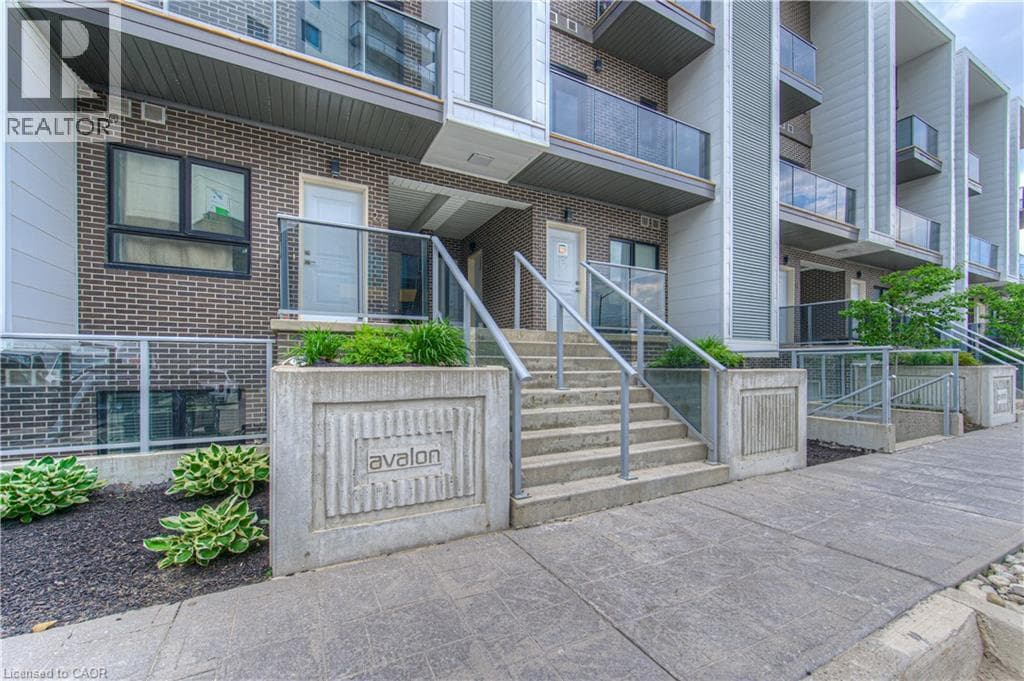 1430 HIGHLAND ROAD WEST UNIT 19A in Highland West