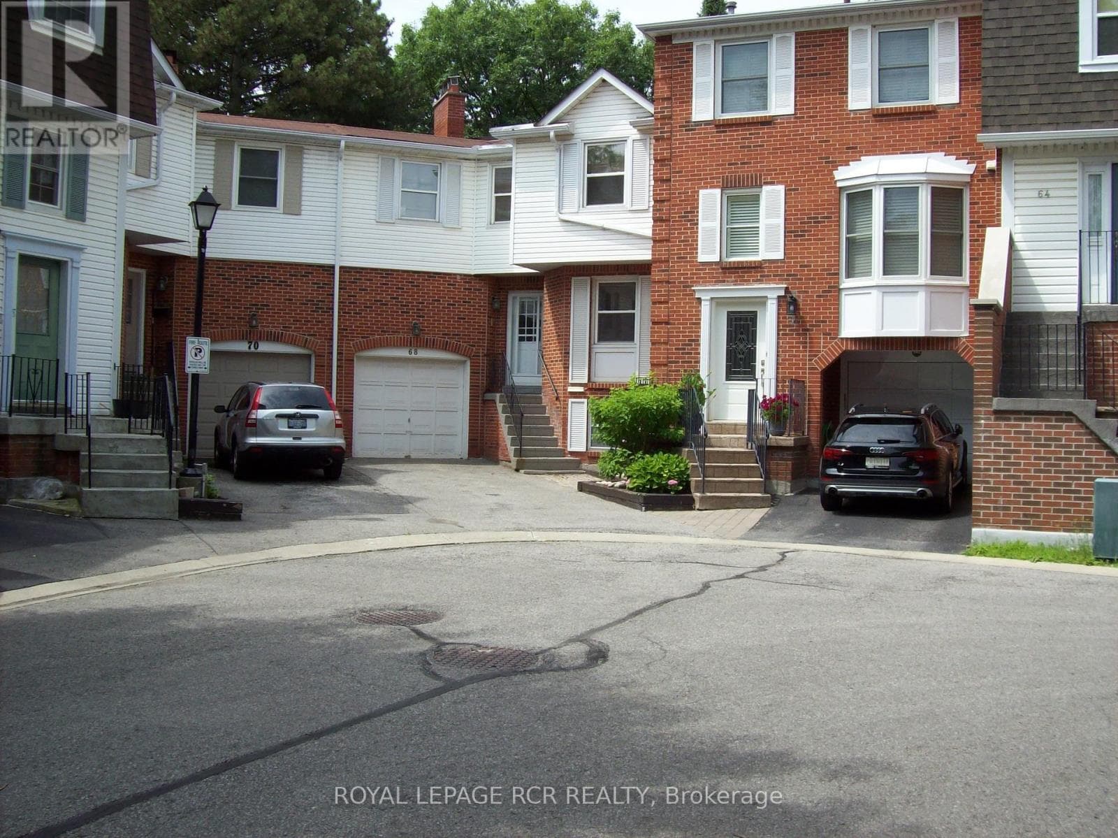 68 CONFEDERATION WAY UNIT 44 in Thornhill South