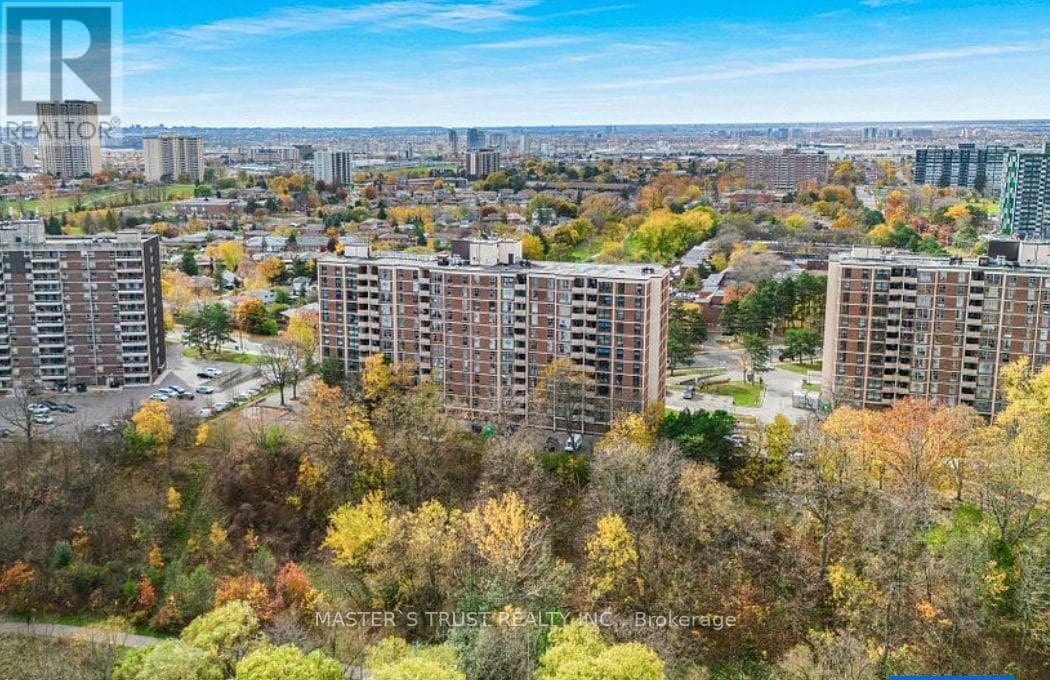 707 - 335 DRIFTWOOD AVENUE in Black Creek