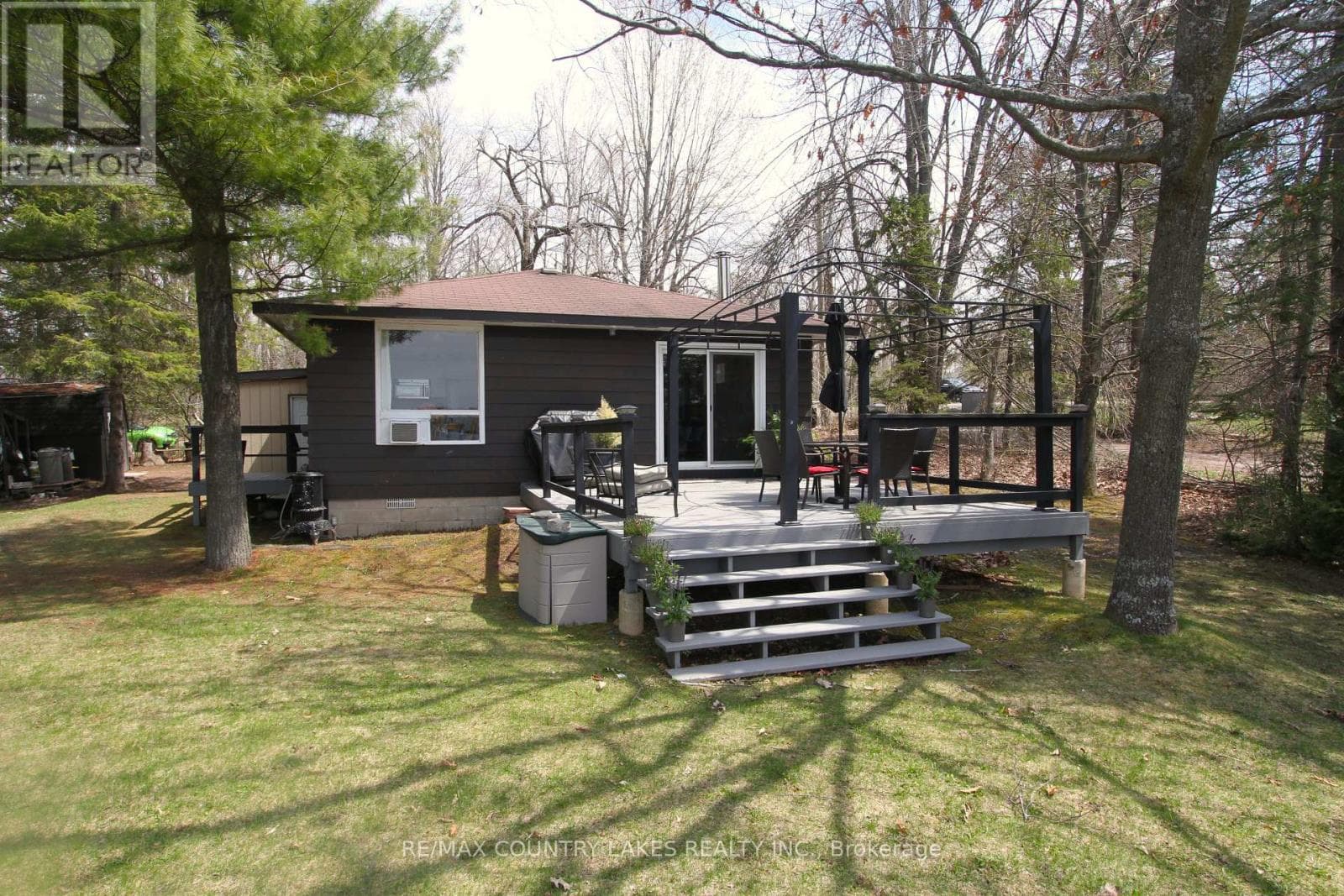 31 HILLCREST AVENUE in Eldon