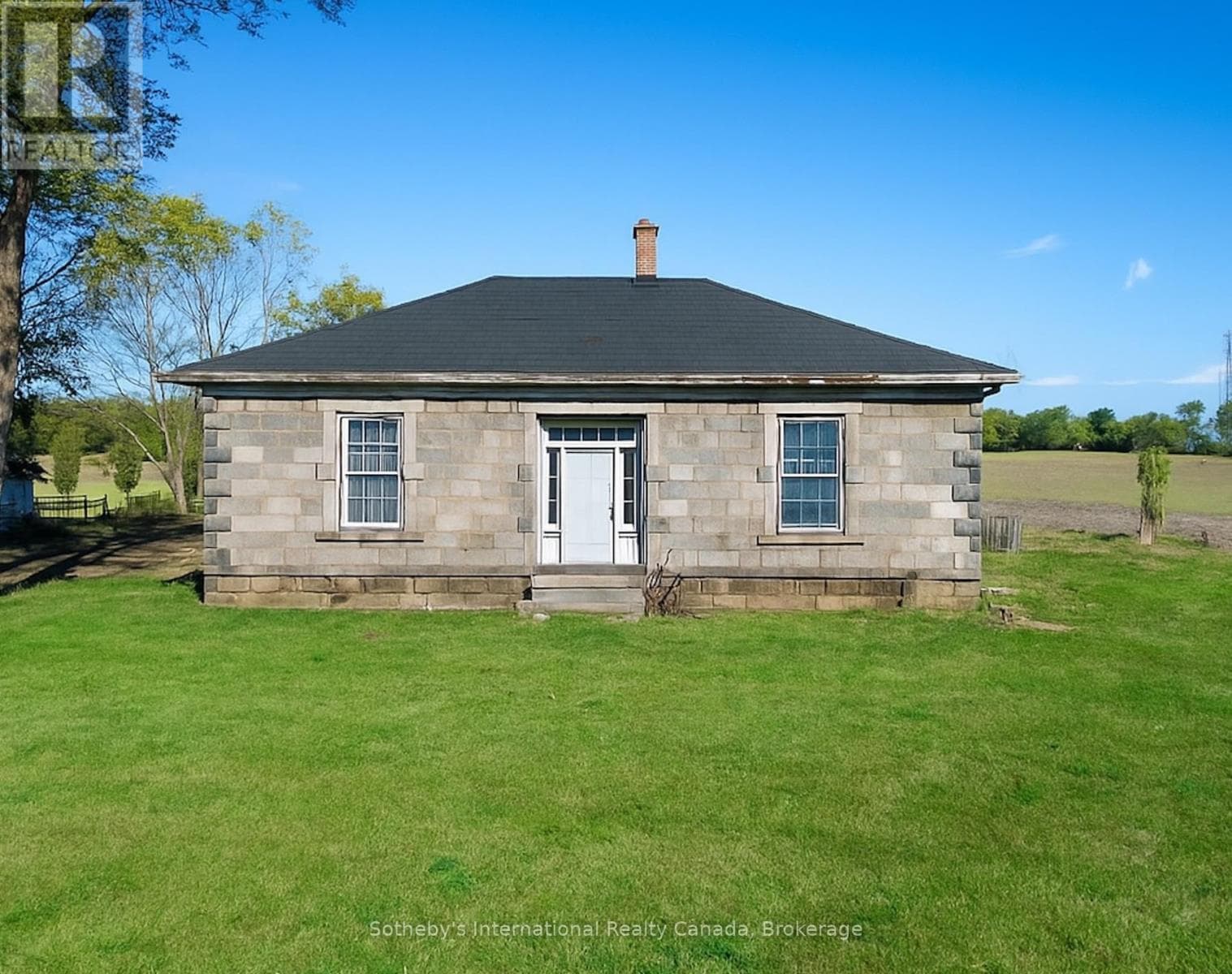343 BLUE LAKE ROAD in