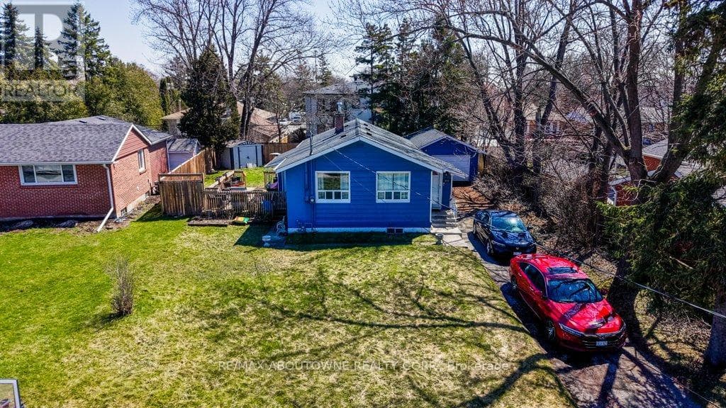 114 RINGWOOD ROAD in