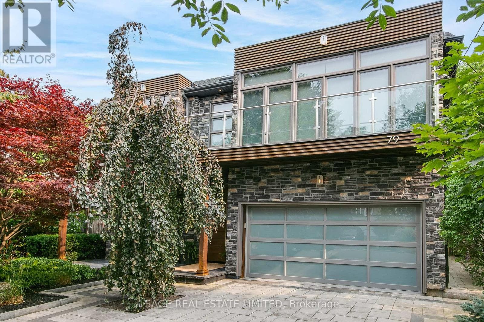 79 FISHLEIGH DRIVE in Birchcliffe-Cliffside