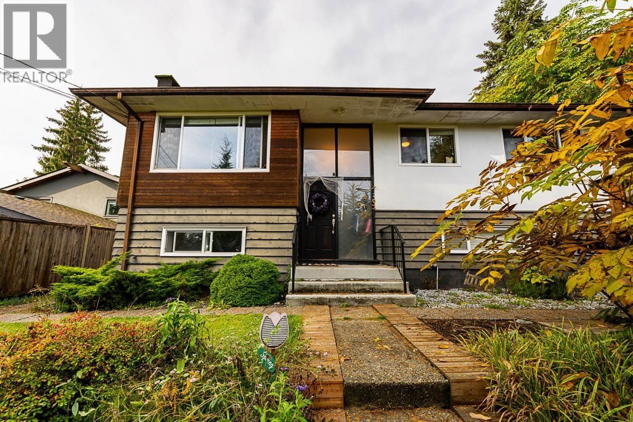 4377 MOUNTAIN HIGHWAY in North Lonsdale Delbrook