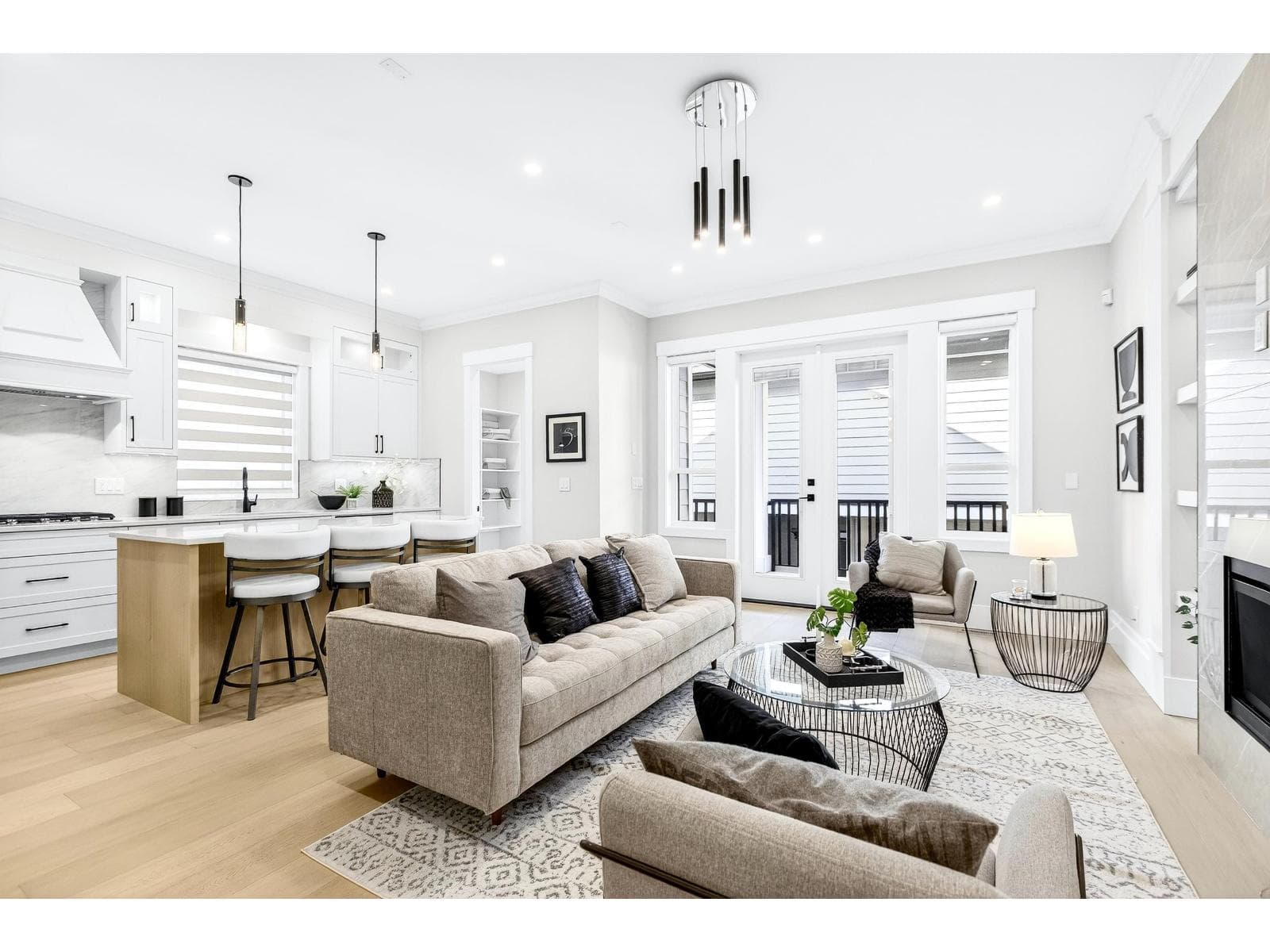 16723 25A AVENUE in Grandview