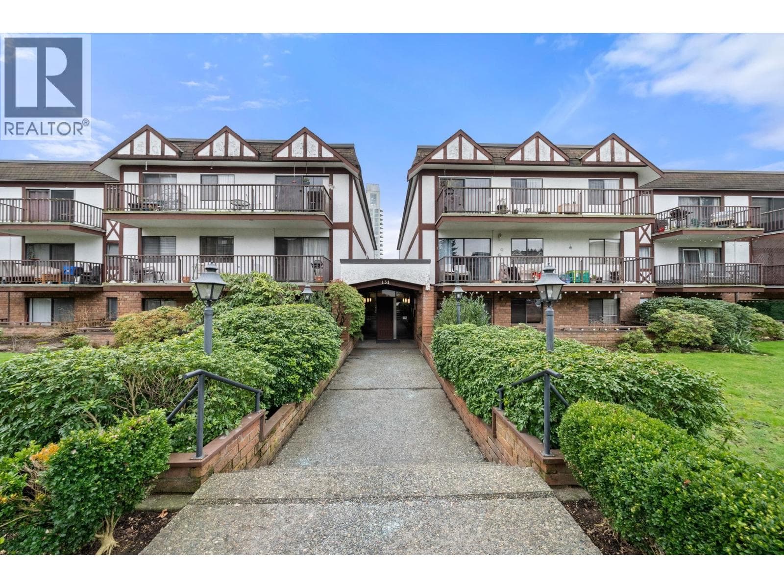 312 131 W 4TH STREET in Lower Lonsdale