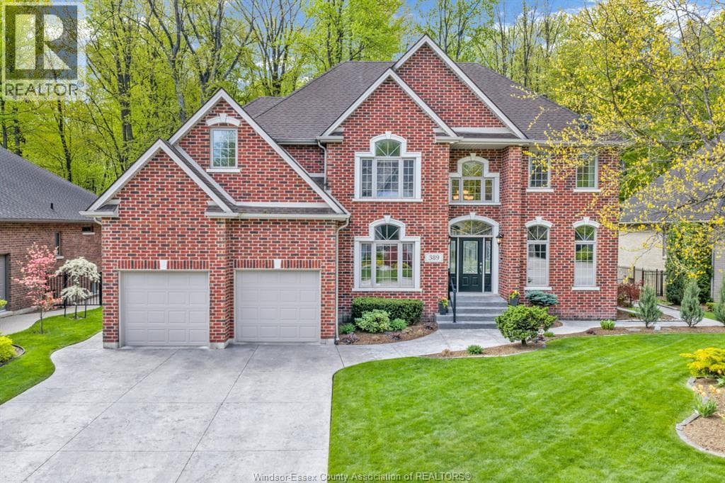 389 BEL AIR CIRCLE in