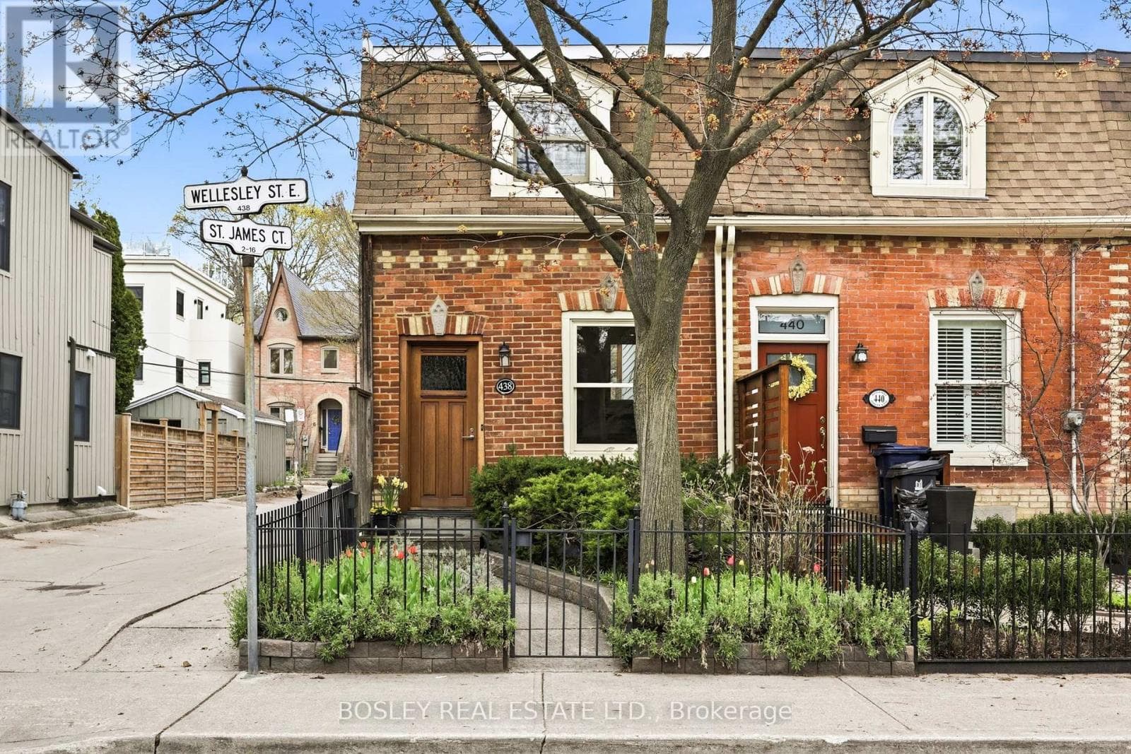 438 WELLESLEY STREET EAST in Cabbagetown-South St.James Town