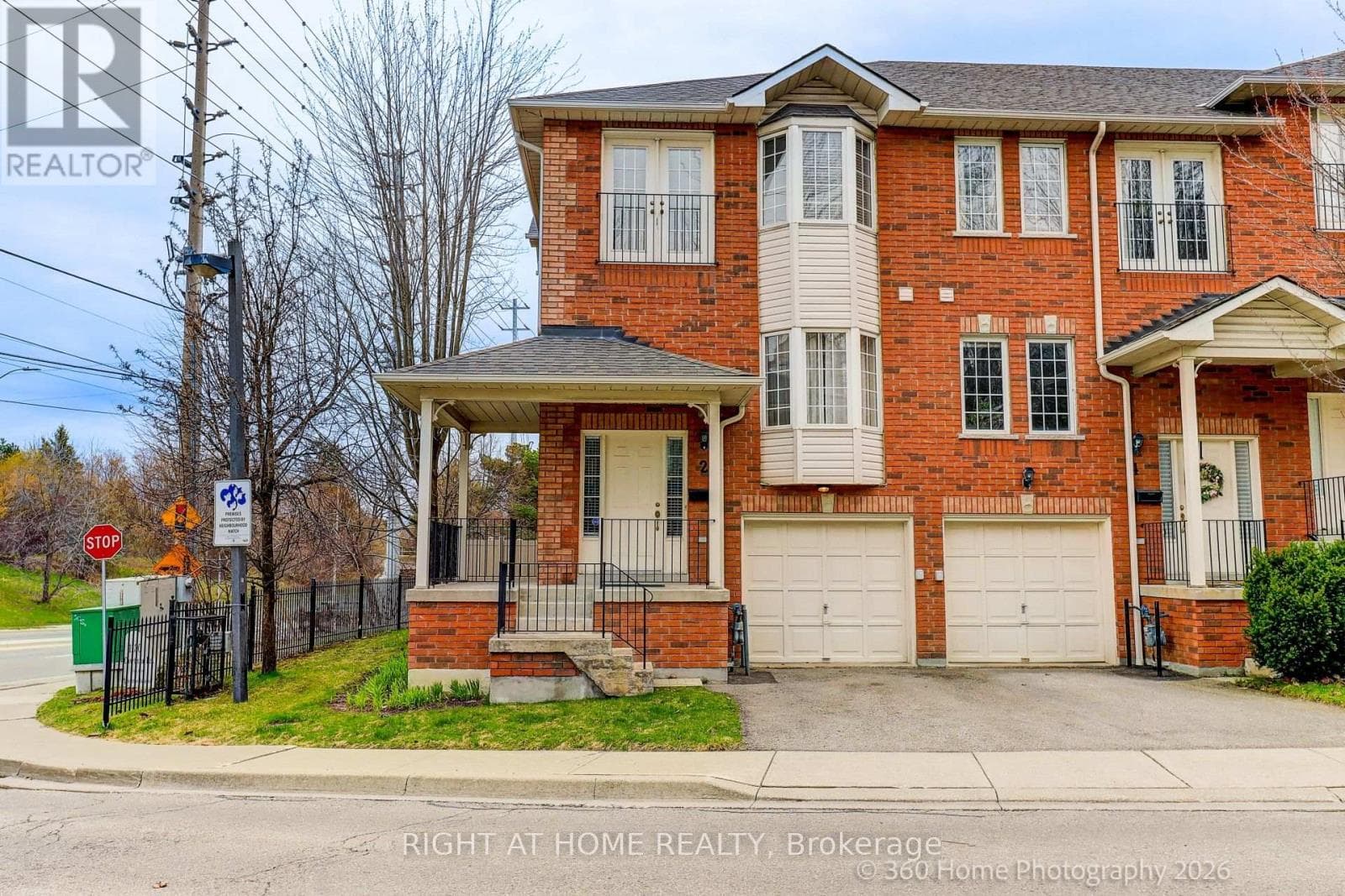 2 - 1130 CAWTHRA ROAD in Mineola