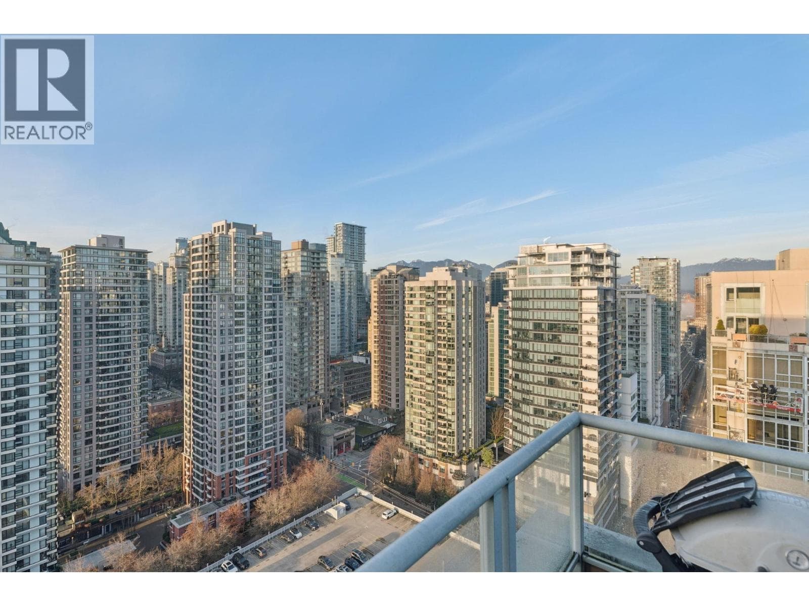 PH5 950 CAMBIE STREET in Downtown