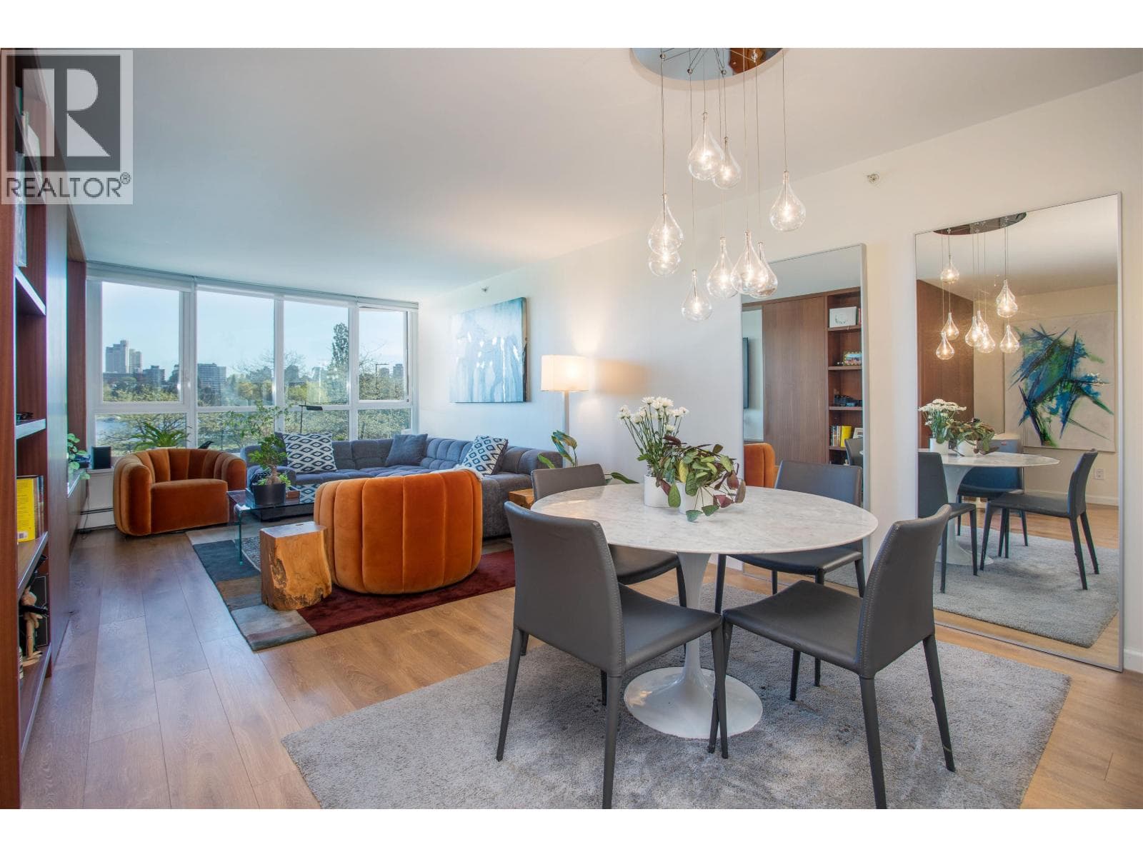388 DRAKE STREET 203 in Downtown