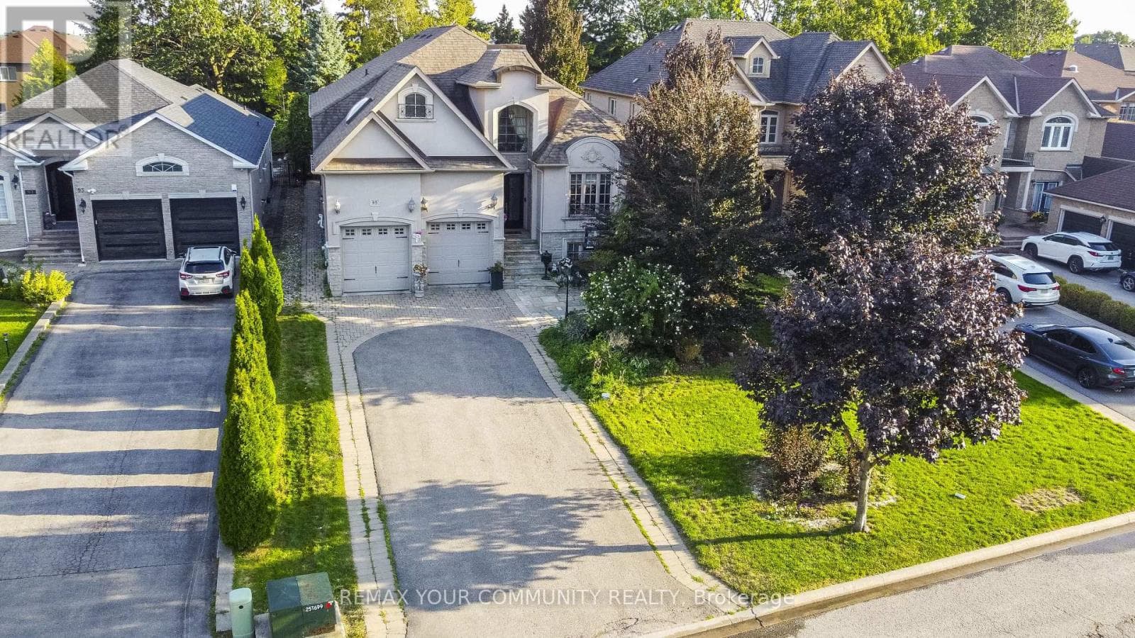 95 NAUGHTON DRIVE in Richmond Hill North West