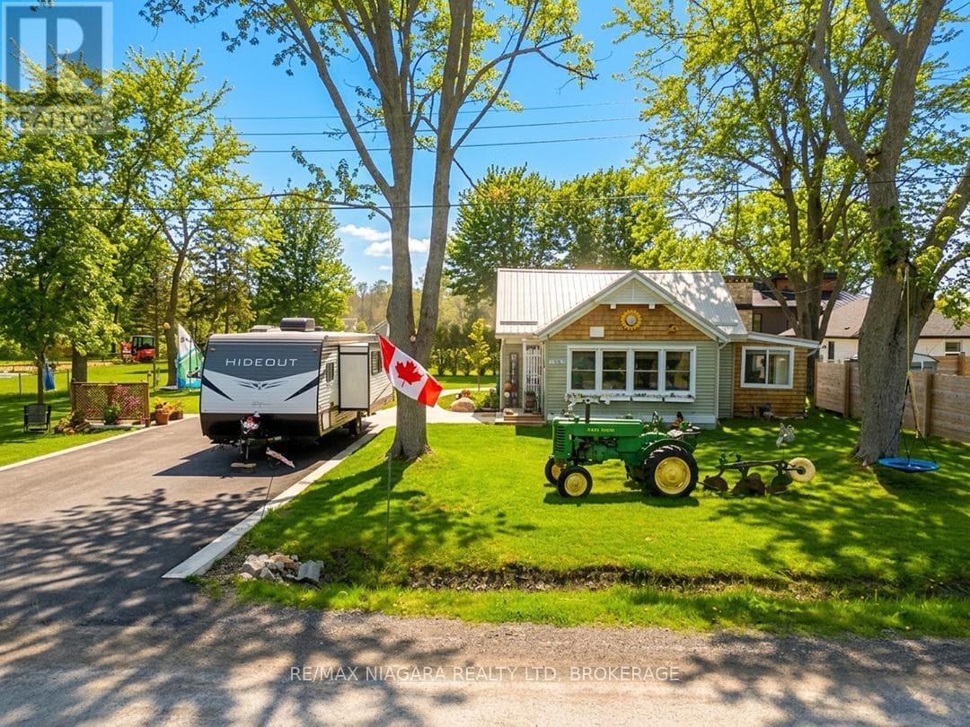 3412 LOCUST STREET in