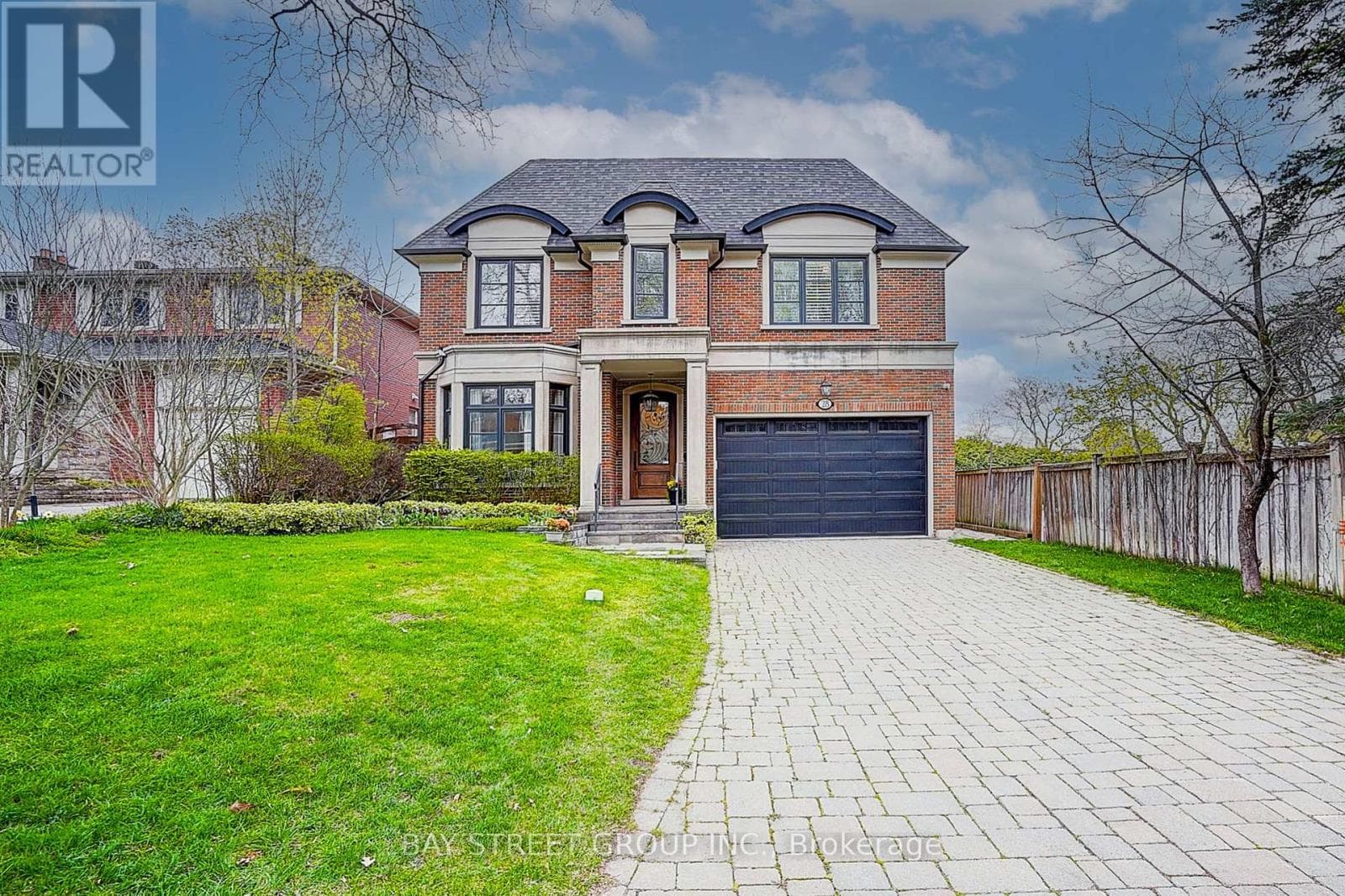 28 CARNWATH CRESCENT in St.Andrew-Windfields