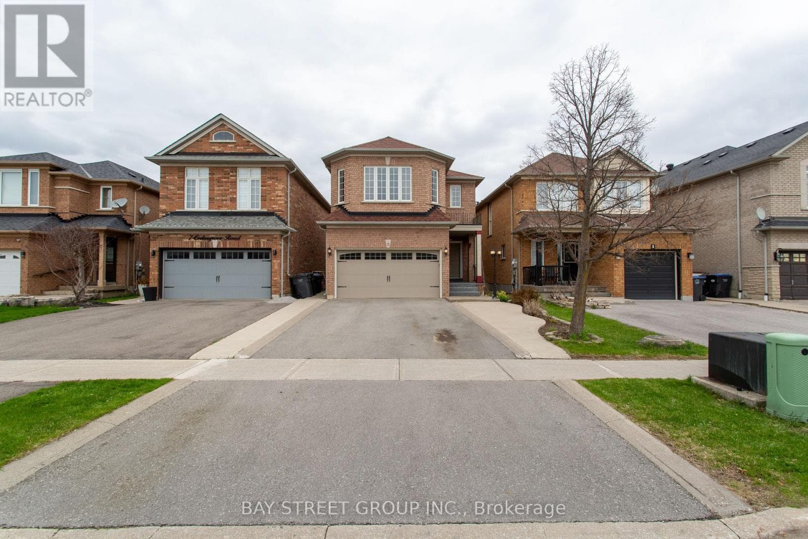 5 CEDARGROVE ROAD in