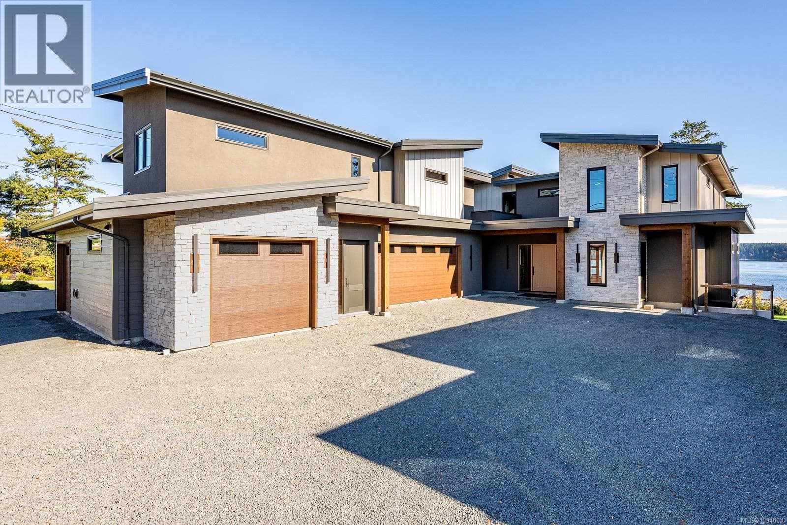 89 Murphy St S in