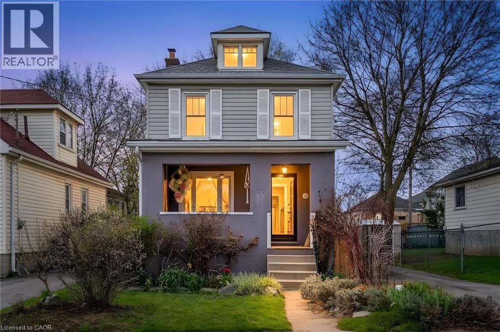 15 WATERSIDE AVENUE in North Galt/Elgin Park