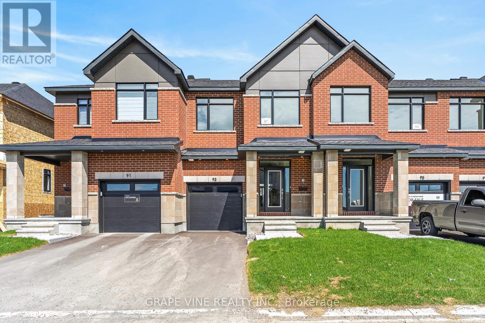 93 SAN FELICE CIRCLE in GLEN CAIRN